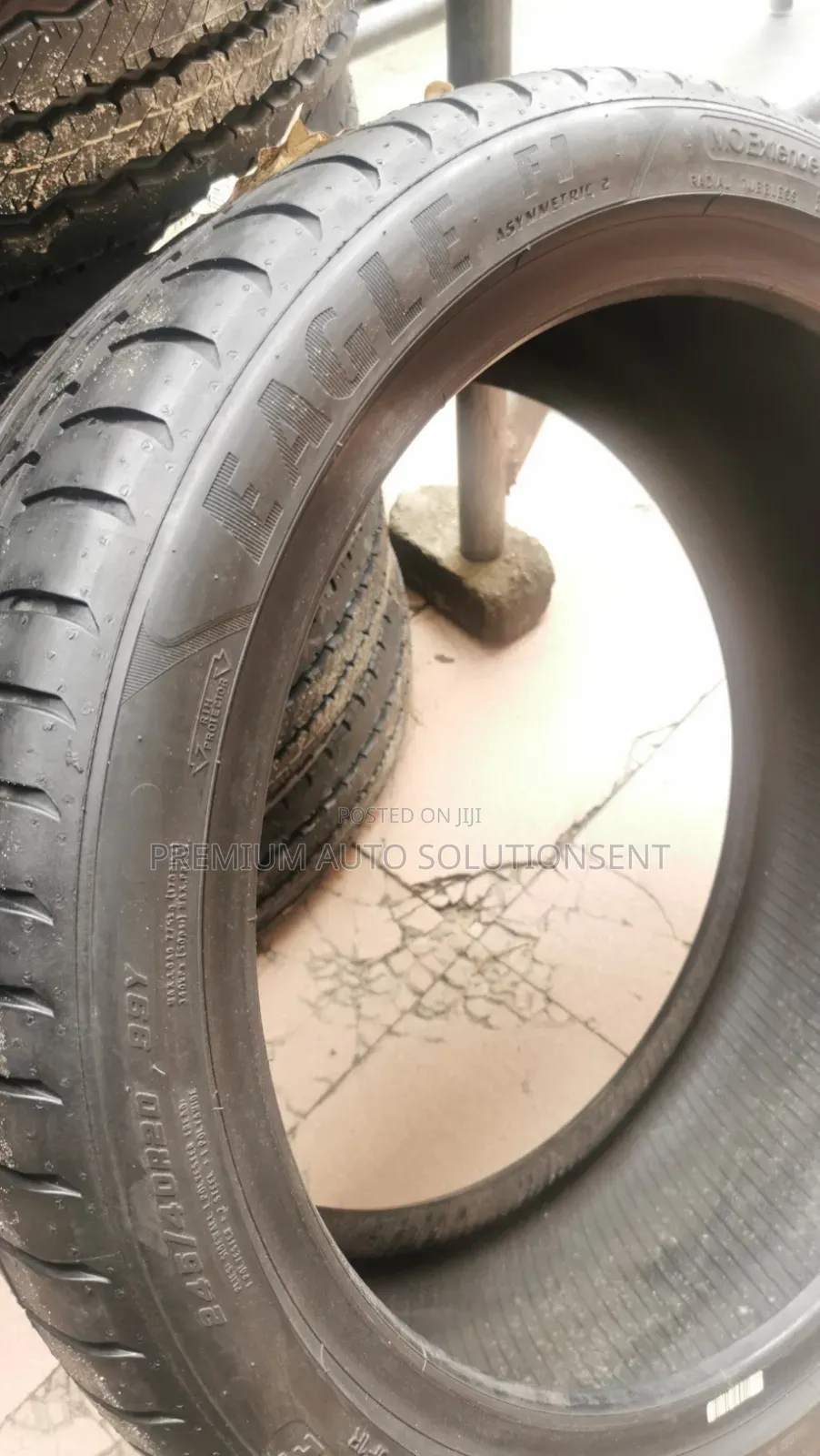 Brand New 245/40r20 Run-Flat Goodyear