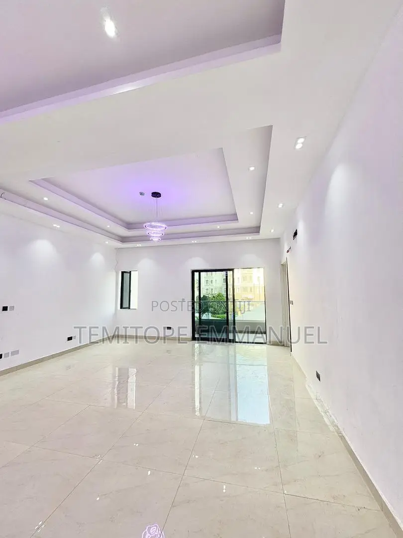 Furnished 3bdrm Apartment in Victoria Island for sale