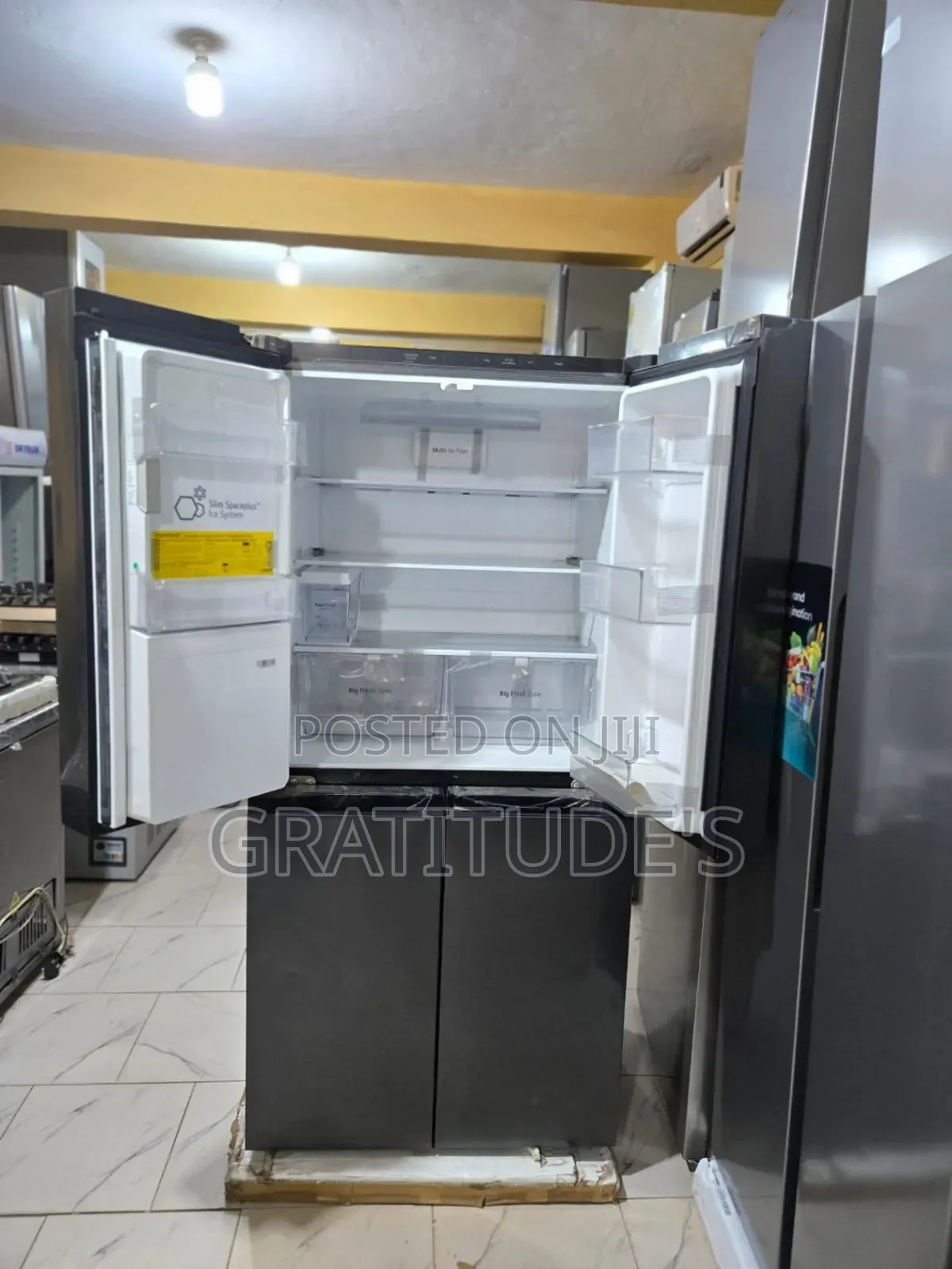 Lg Inverter Side-by-Side Refrigerator Model: Ref 22 FFQPB 570l