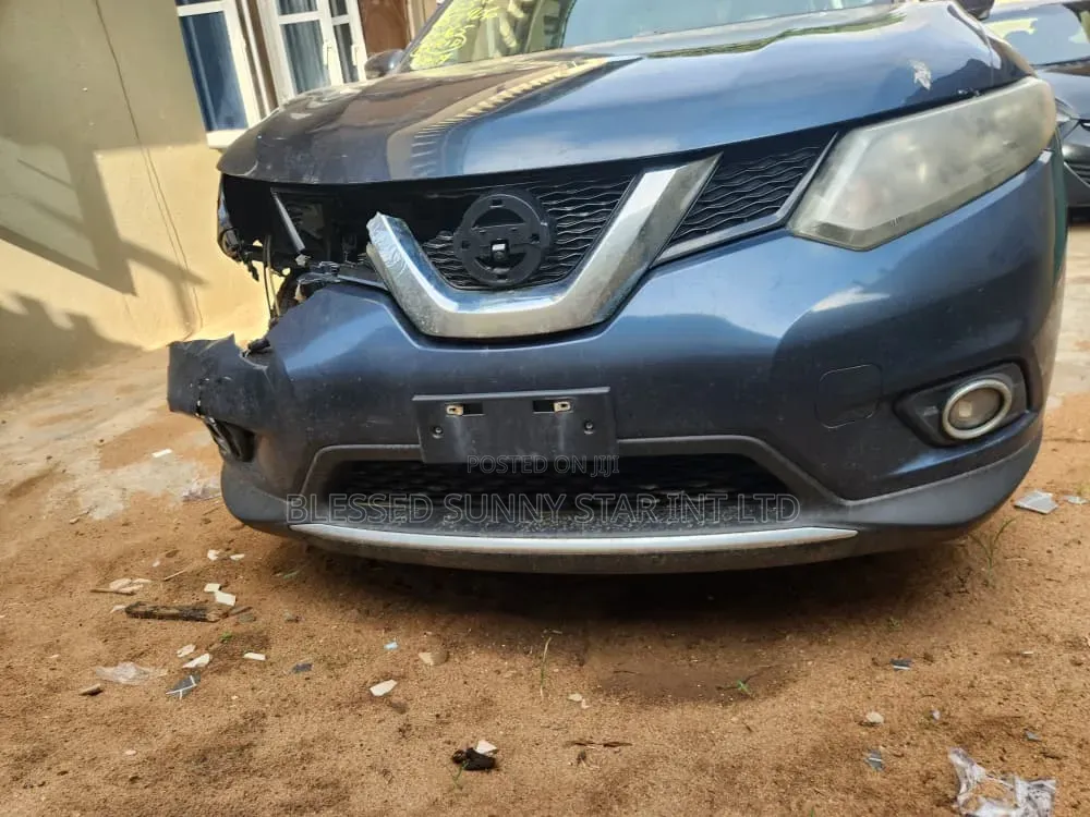 Complete Front Bumper Nissan Xtrail or Rouge 015