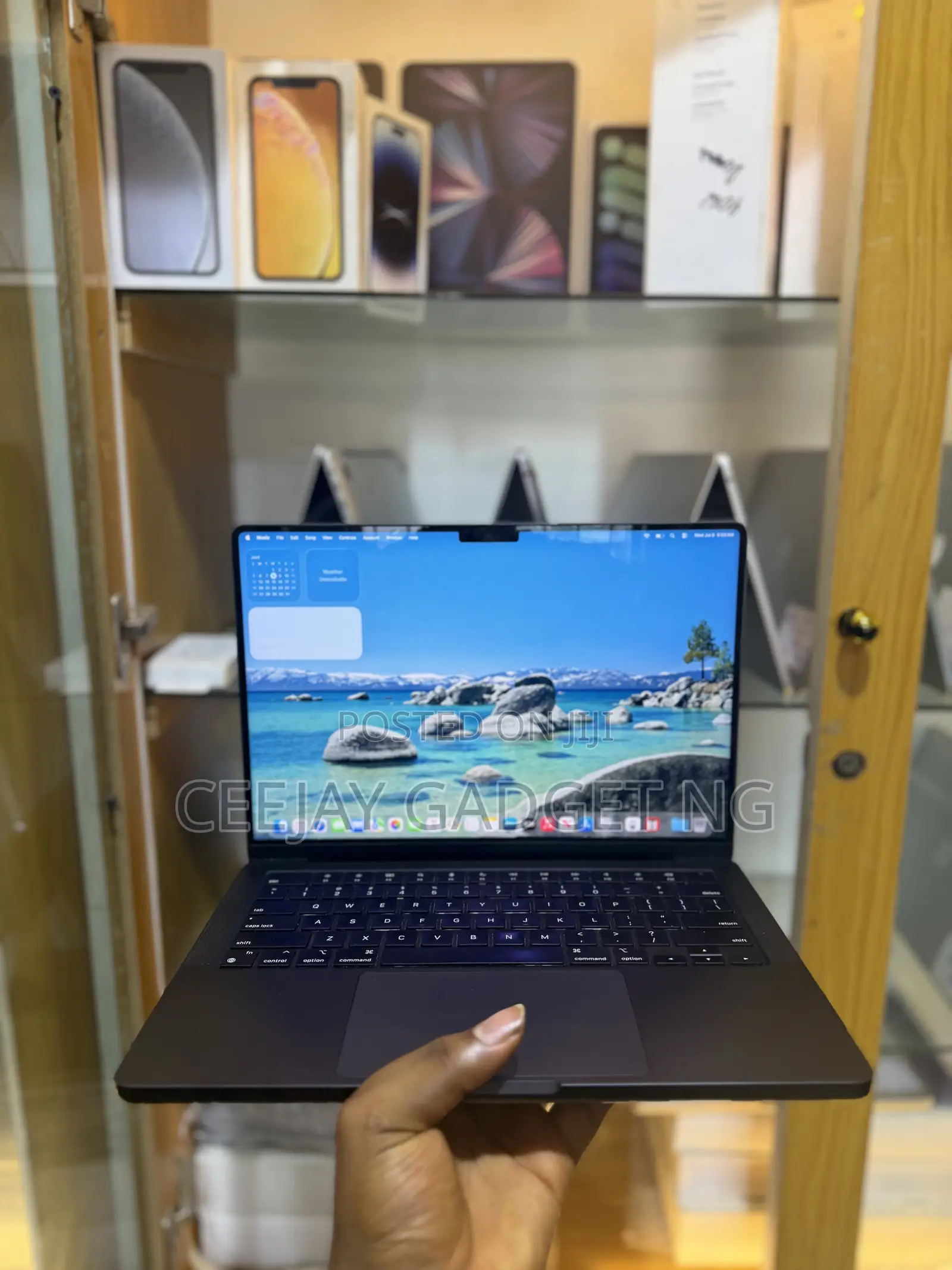 Laptop Apple MacBook Pro 2023 M3 Pro 18GB Apple M3 Pro SSD 1T