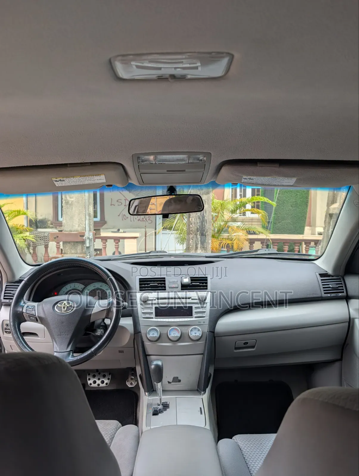 Toyota Camry 2011 Gray