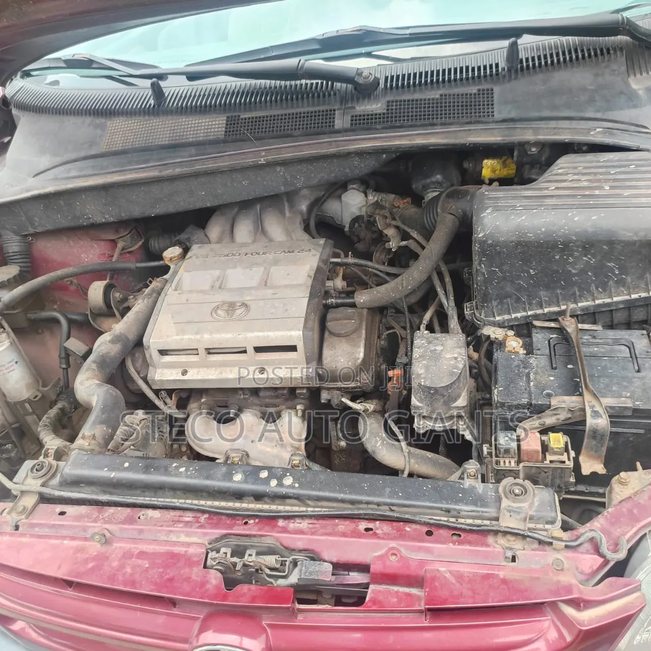 Toyota Sienna 2001 Red