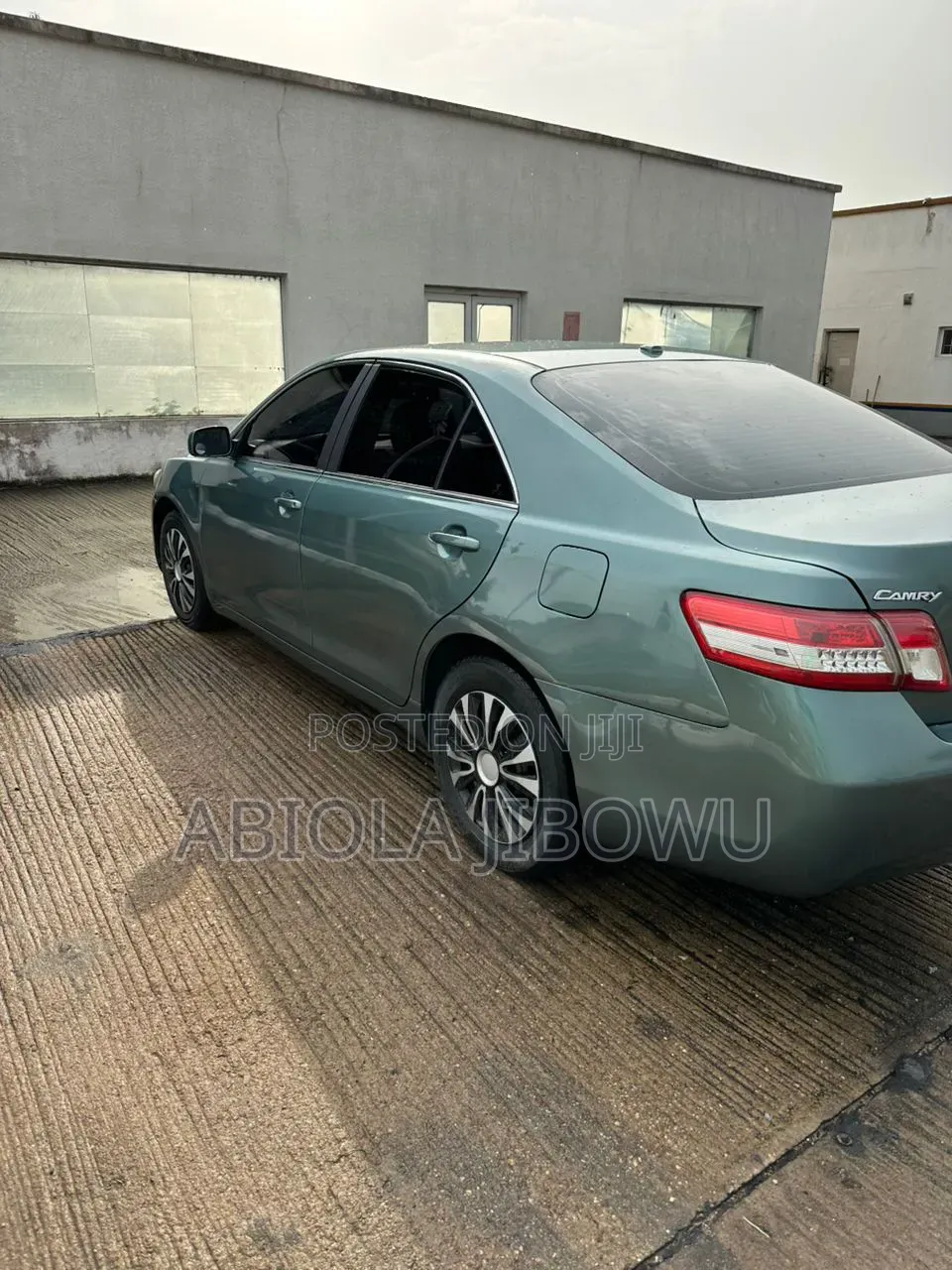 Toyota Camry LE 4dr Sedan (2.5L 4cyl 6AM) 2010 Green