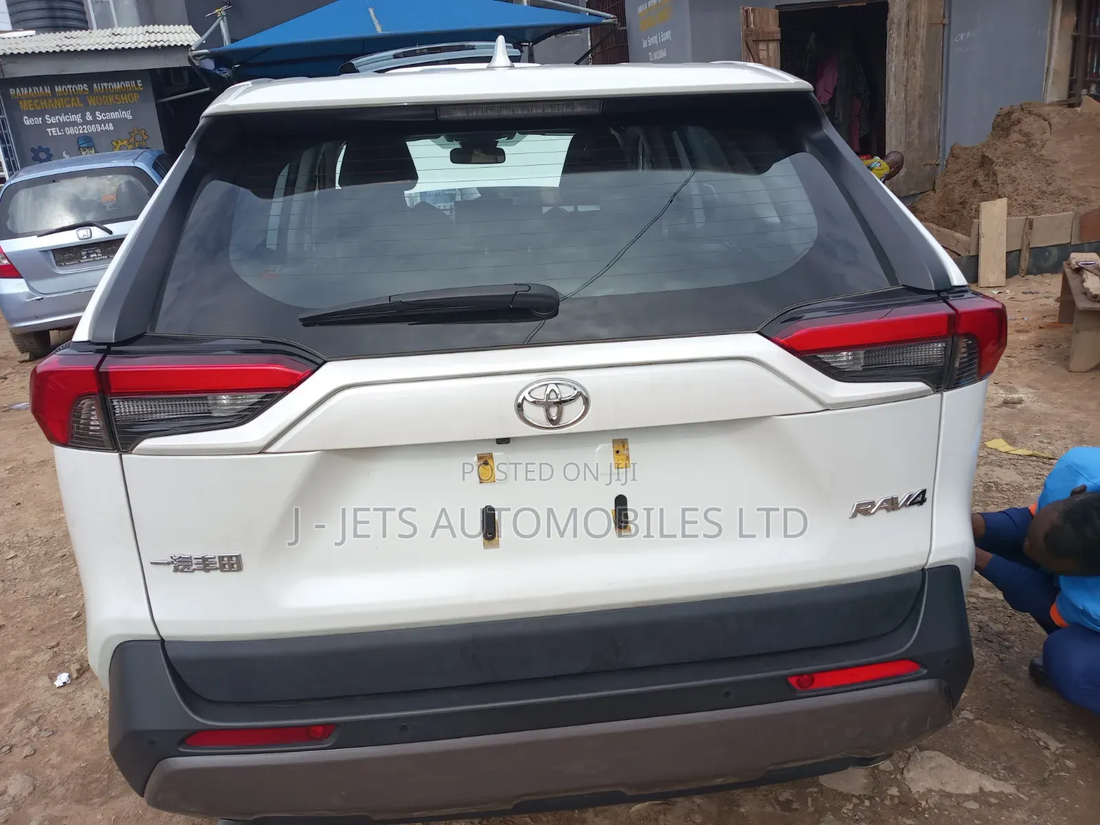 Toyota RAV4 Limited AWD 2023 White