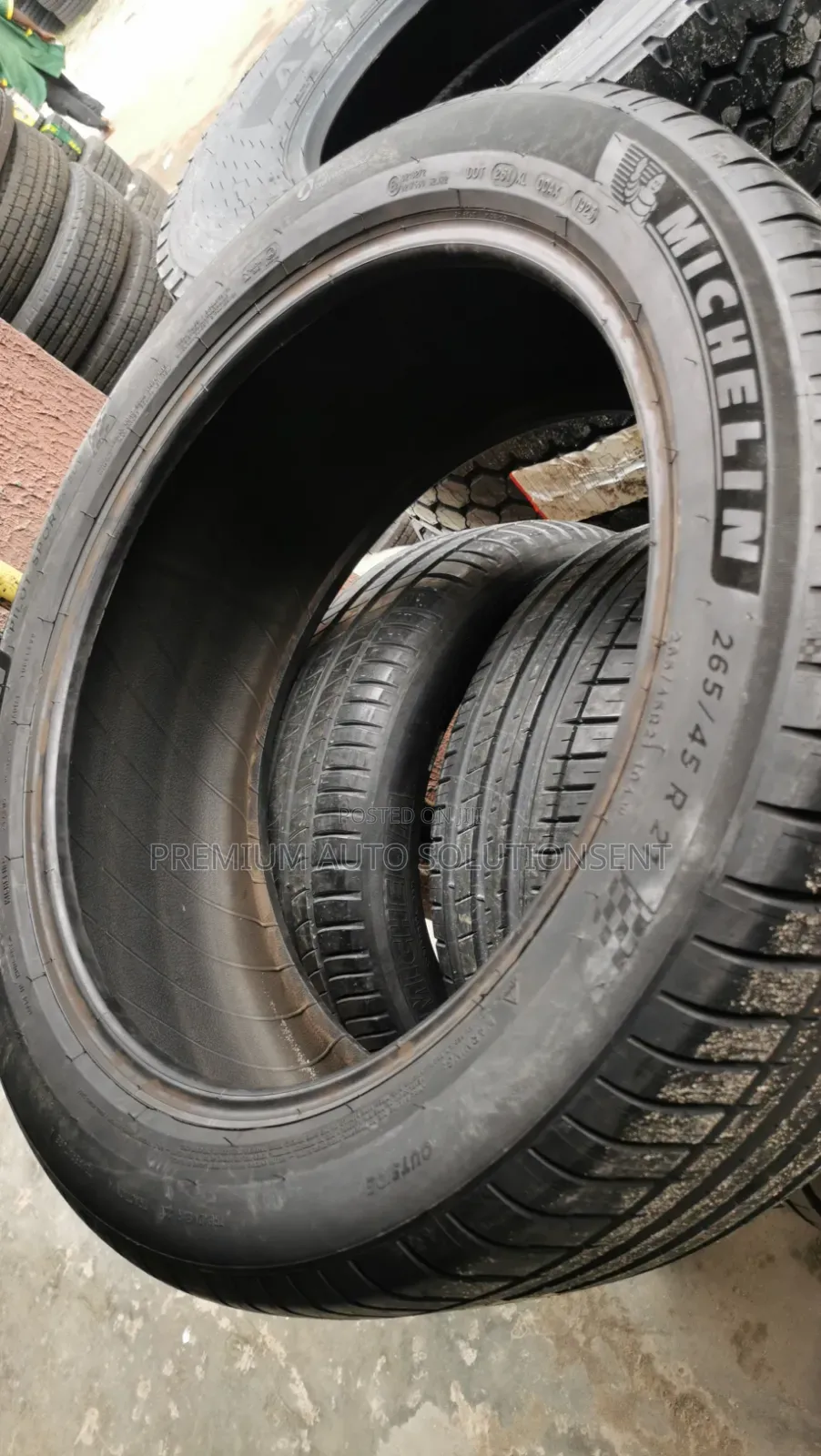 Brand New 265/45r21