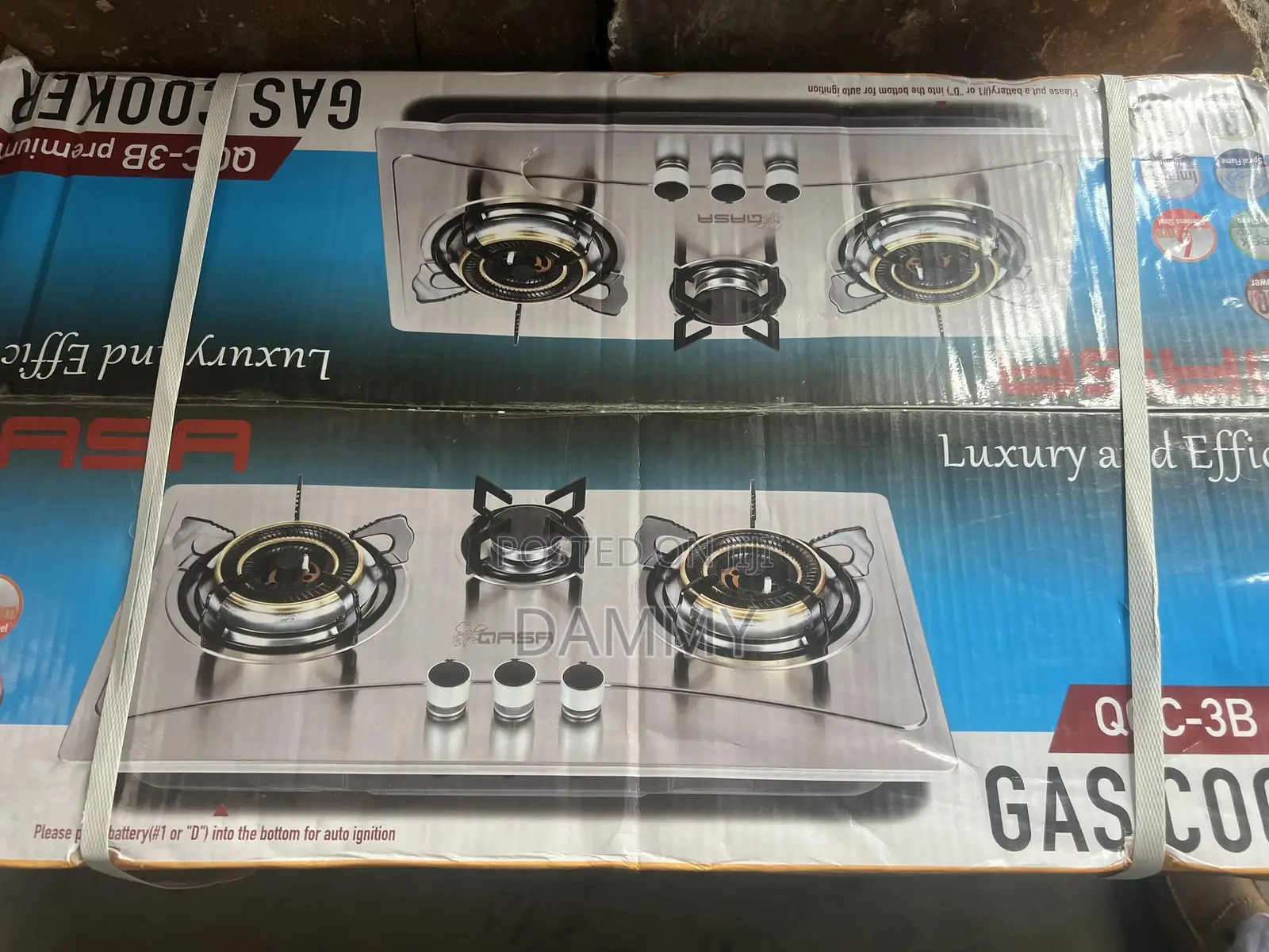 Qasa QGC-3b Premium 3-Burner Gas Cooker Made of Stainless Steel.