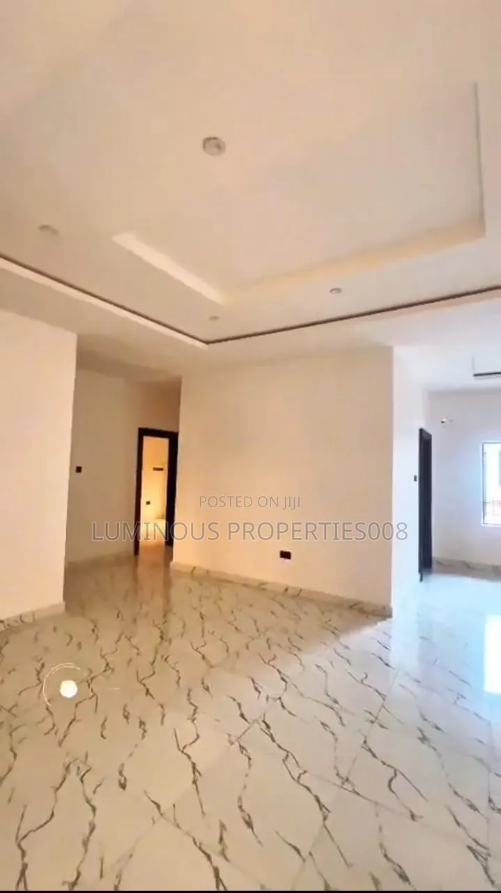 2bdrm Apartment in Tangerine Apartments, Gaduwa for sale