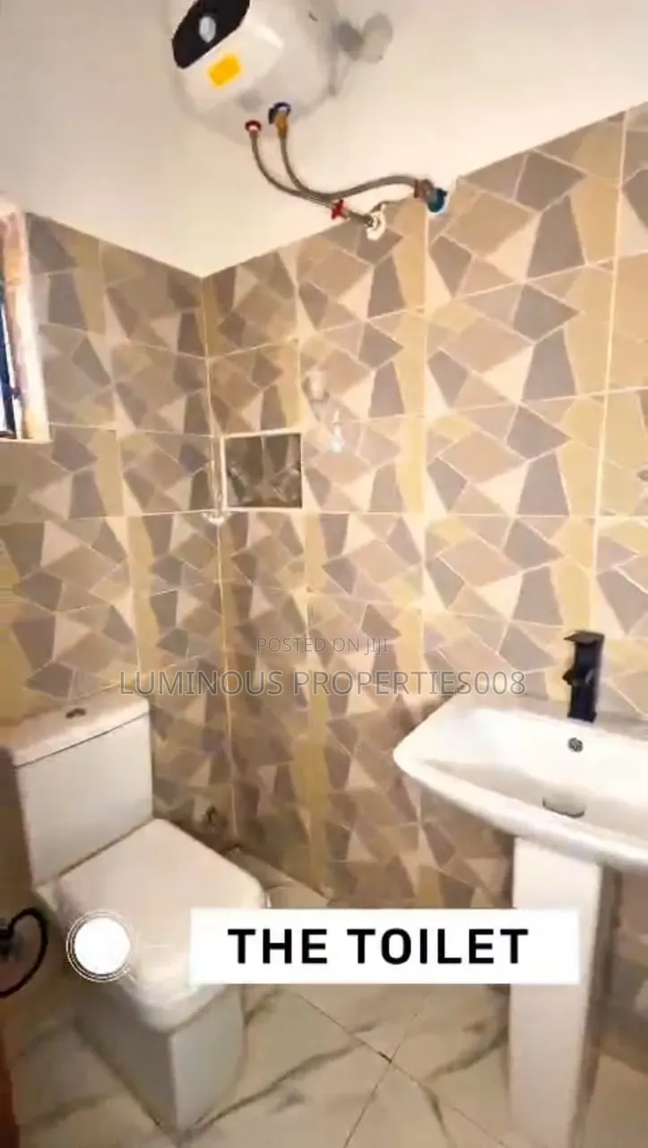 2bdrm Apartment in Tangerine Apartments, Gaduwa for sale