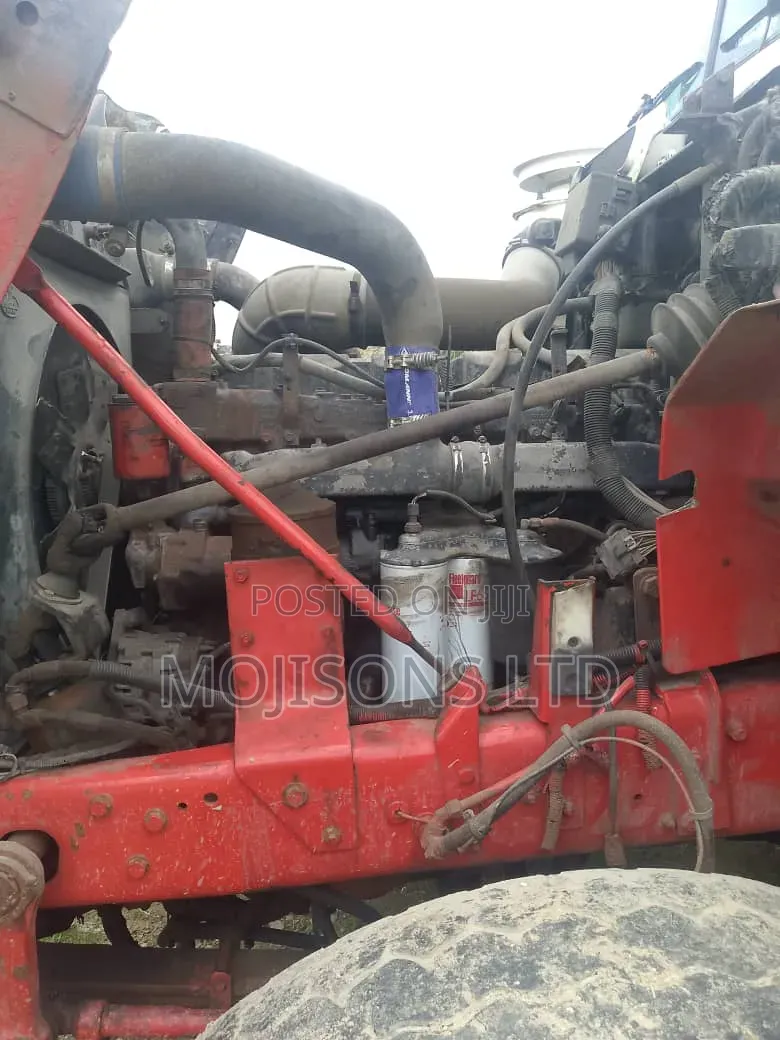 Mack Trailer Head 2002 White
