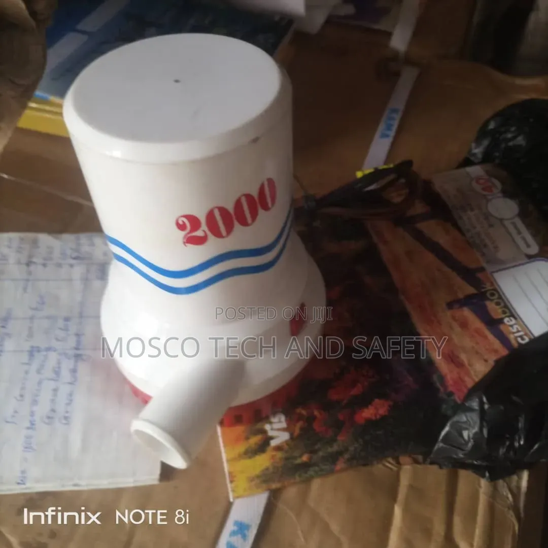 Heavy-Duty 2000 GPH Marine Bilge Pump