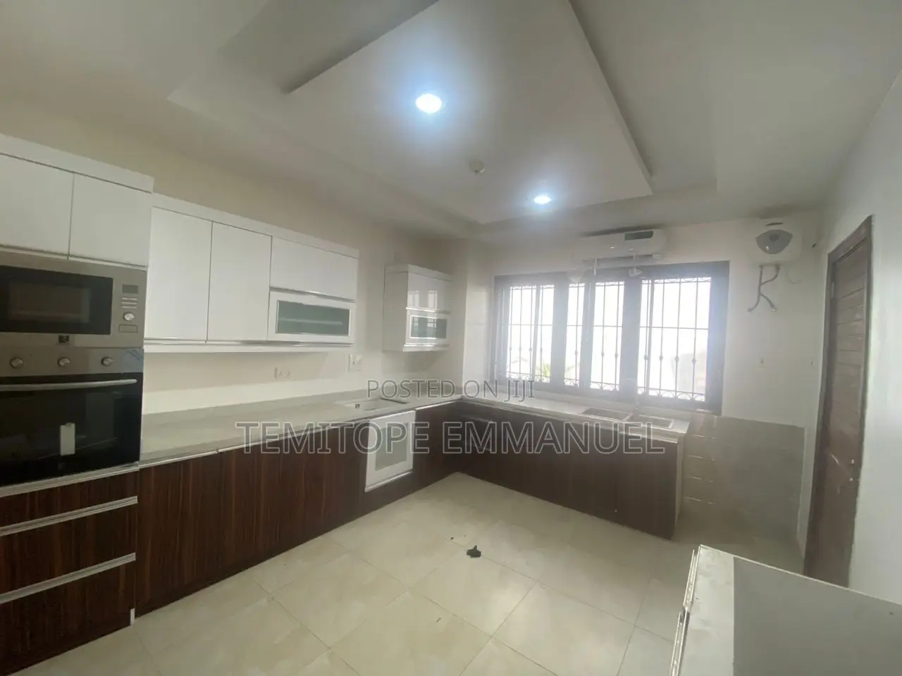 Furnished 4bdrm House in Banana Island for rent