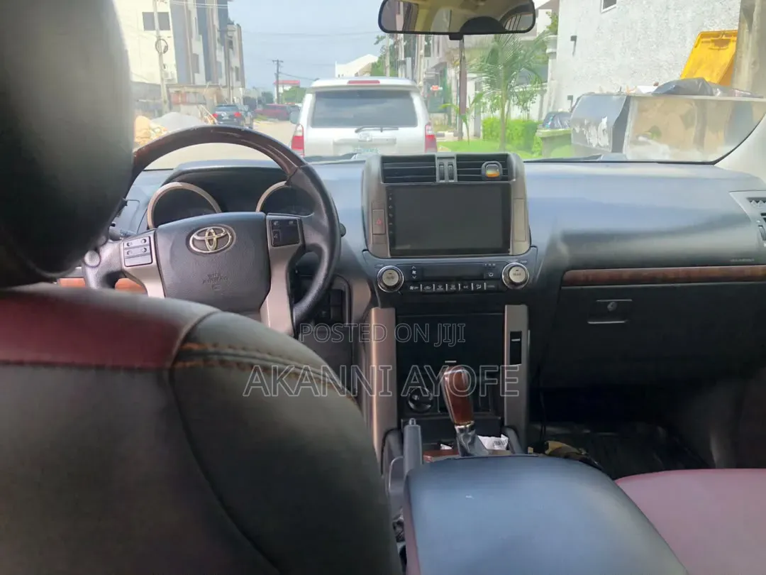 Toyota Land Cruiser Prado 2013 Brown