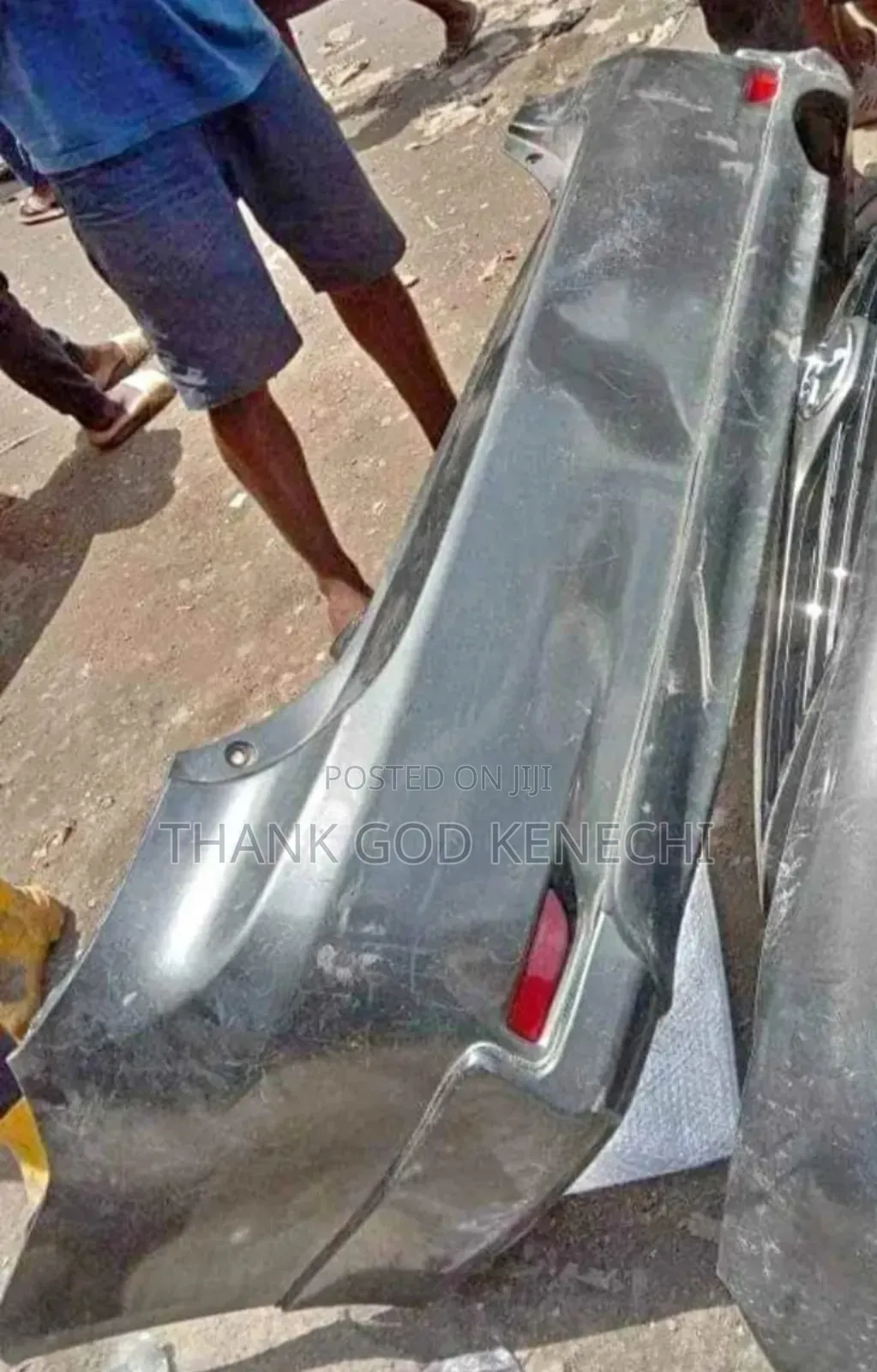 Complete Backbumper Corolla 2010/2012 Sports Model