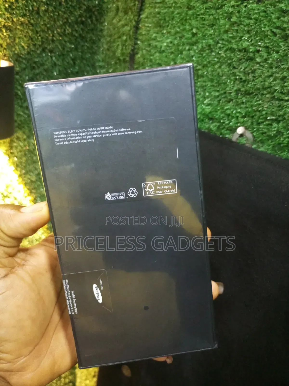 New Samsung Galaxy S22 Ultra 5G 256 GB Green