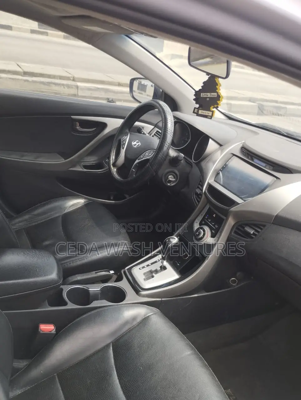 Hyundai Elantra 2012 Silver