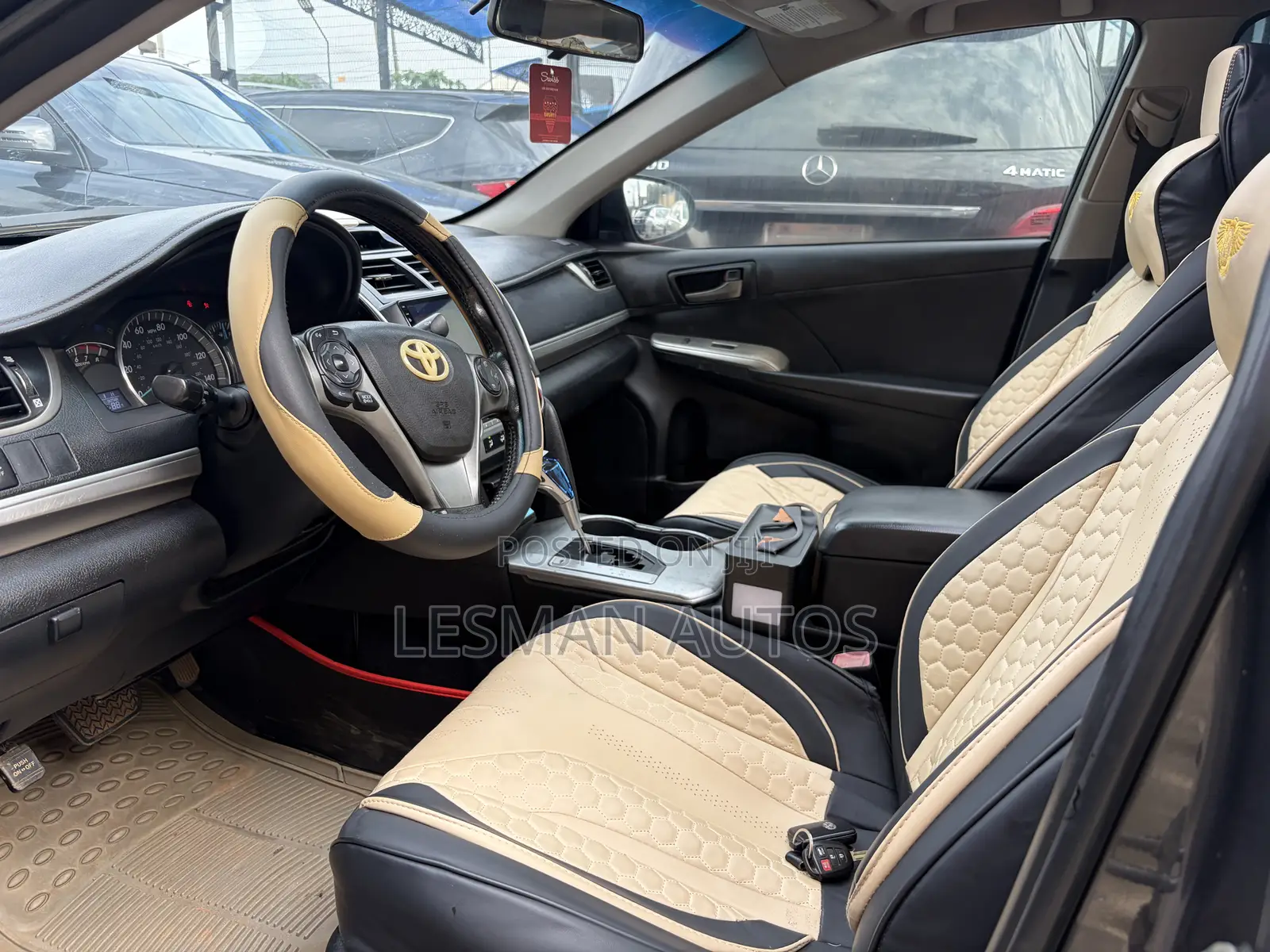 Toyota Camry SE 4dr Sedan (2.5L 4cyl 6A) 2013