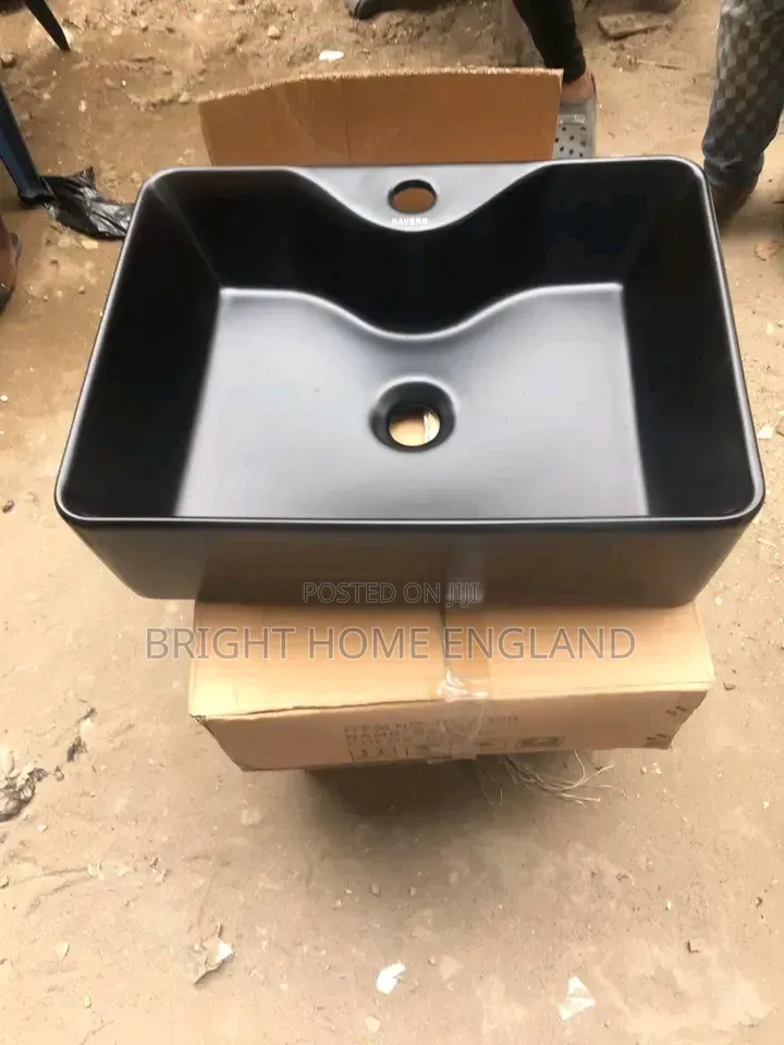 Basin Top Matt Black