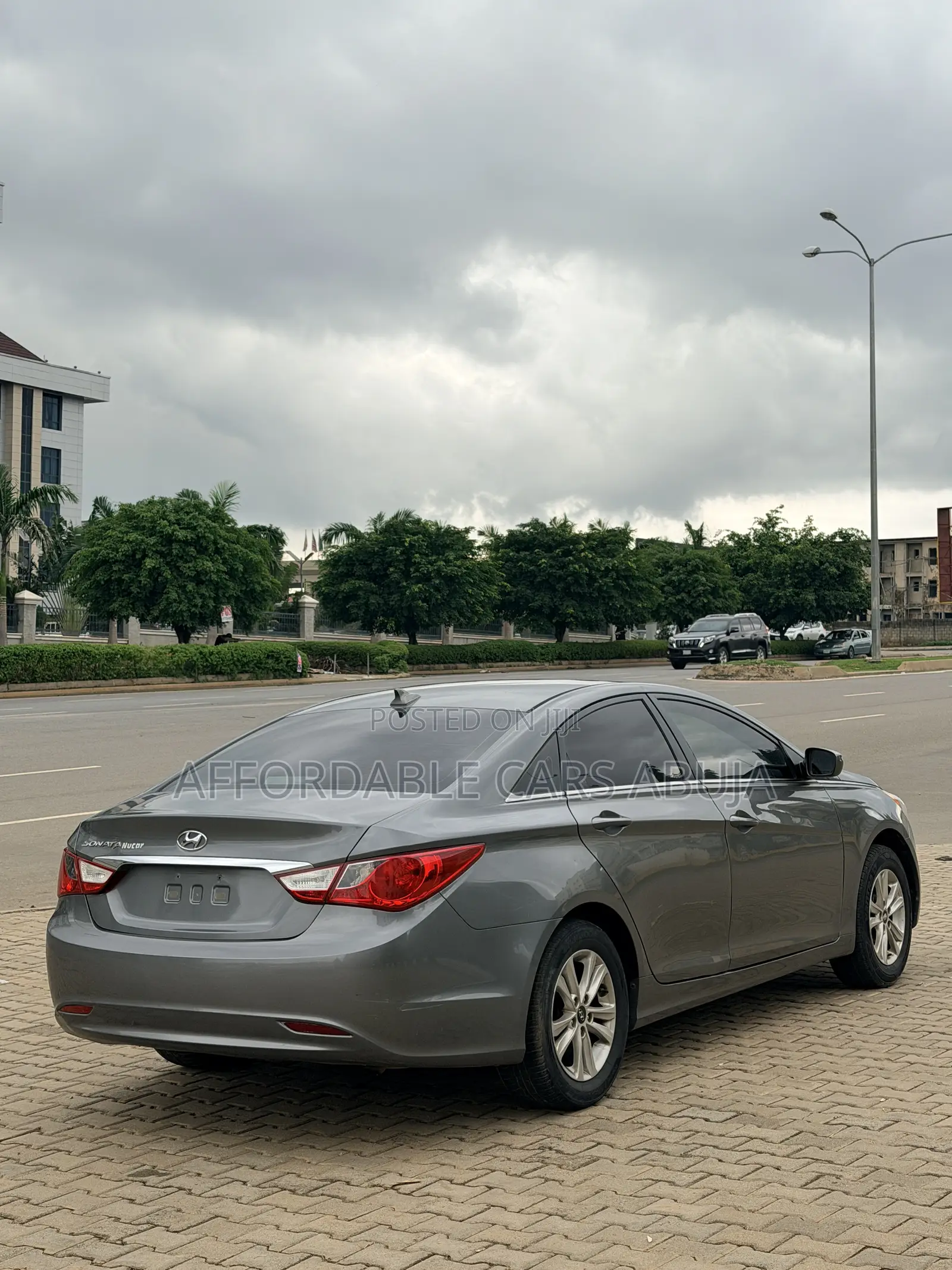 Hyundai Sonata 2013 Gold