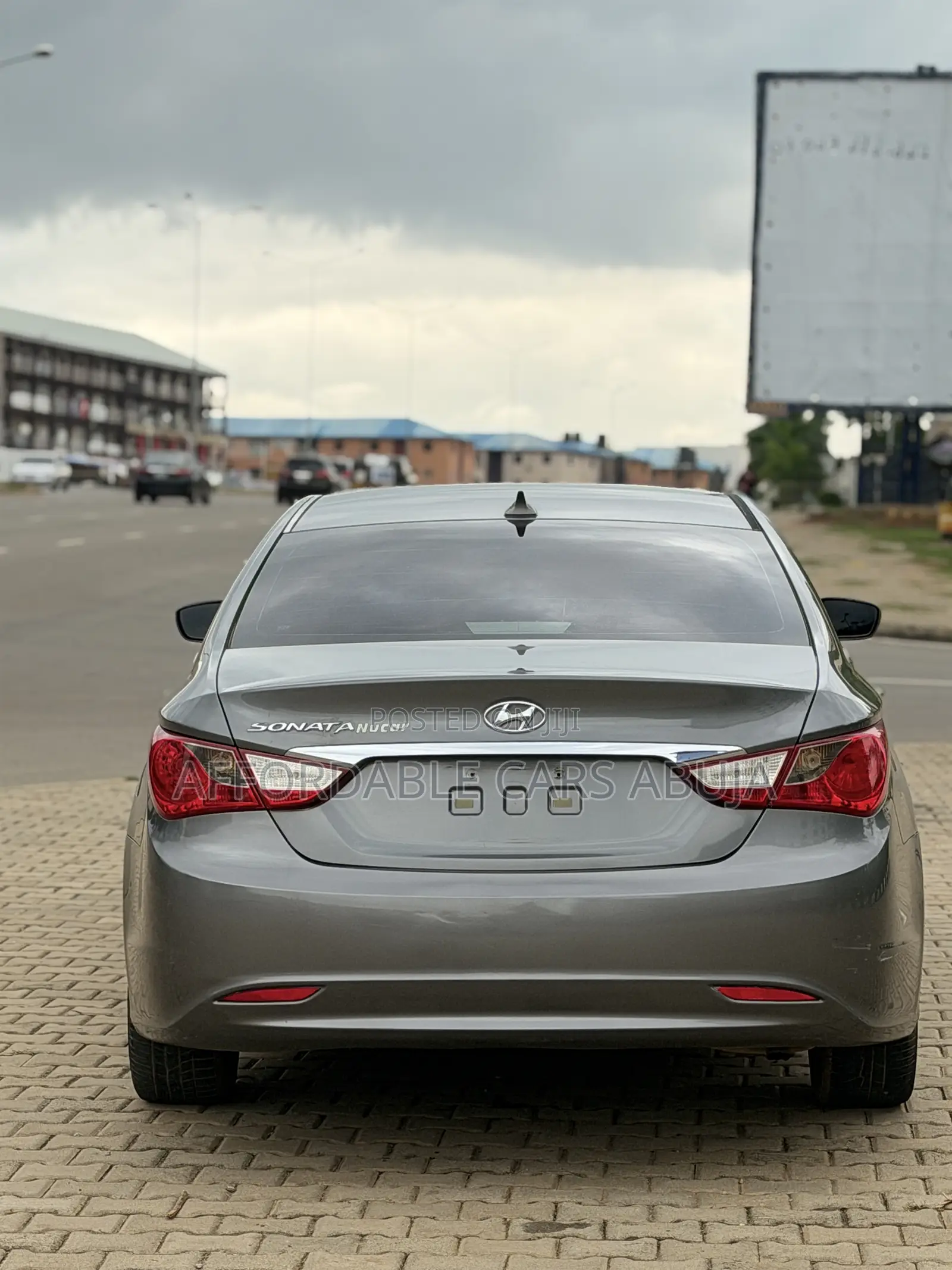 Hyundai Sonata 2013 Gold