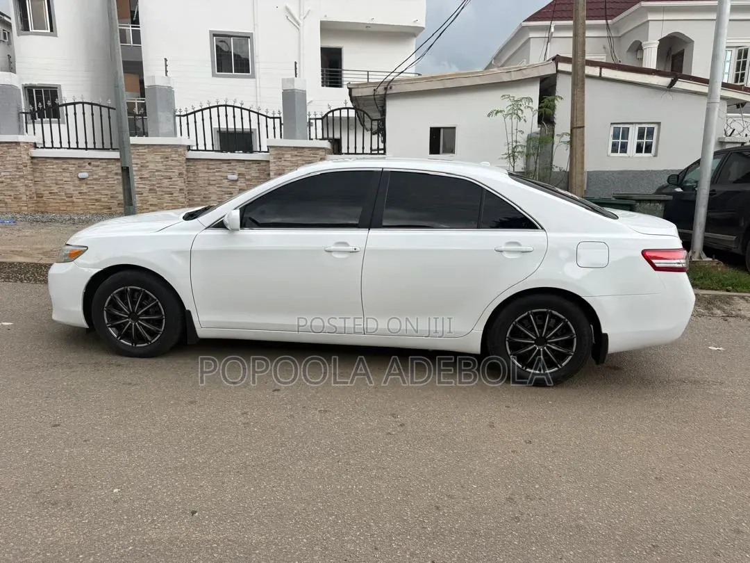 Toyota Camry 2010 White