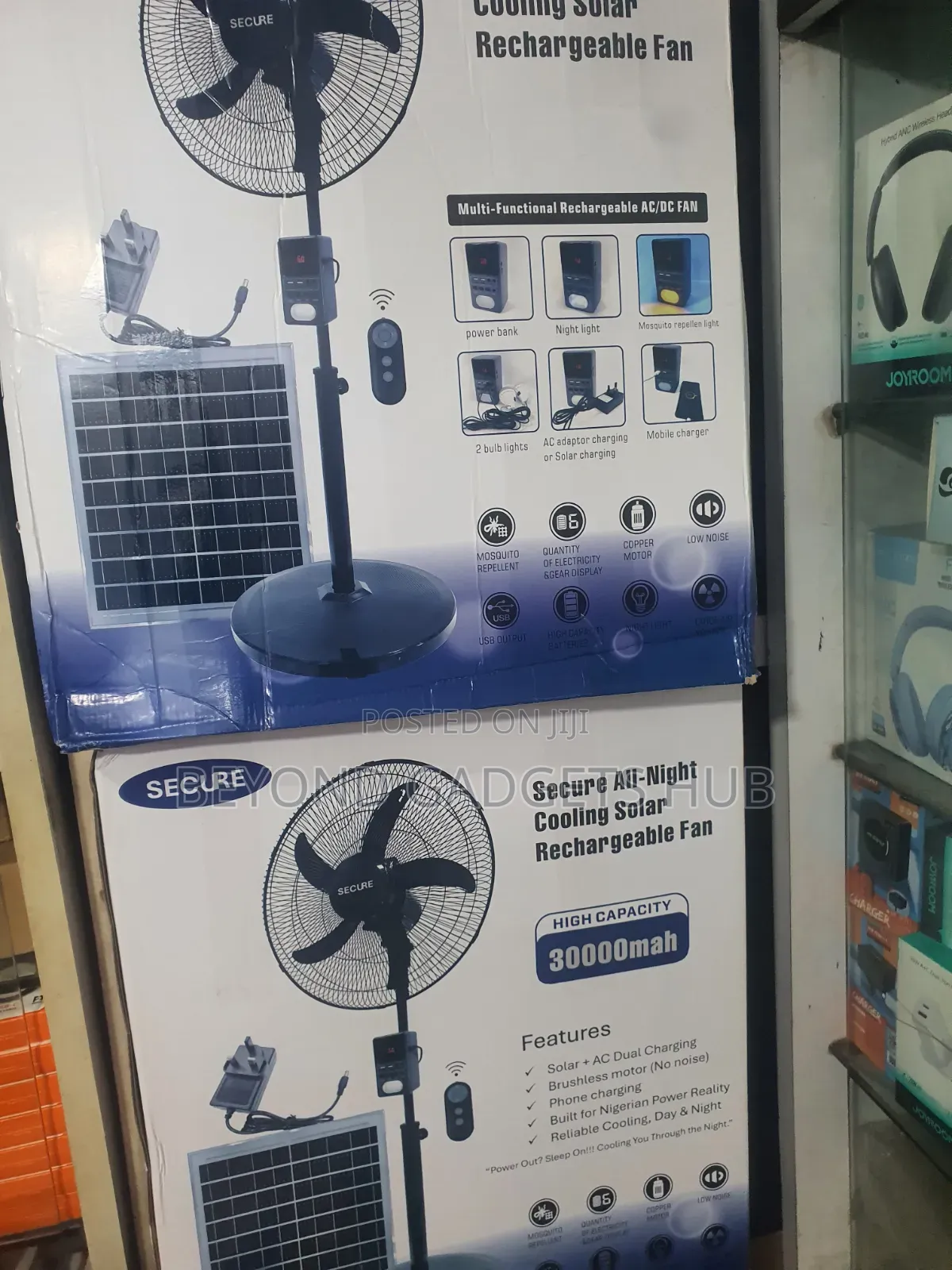 Secure All-Night Cooling Solar Rechargeable Fan 30000mah + Solar Panel