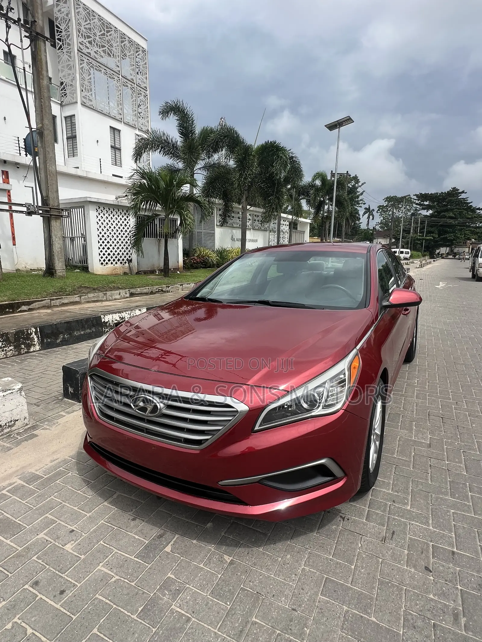 Hyundai Sonata SE 4dr Sedan (2.4L 4cyl 6A) 2015 Red