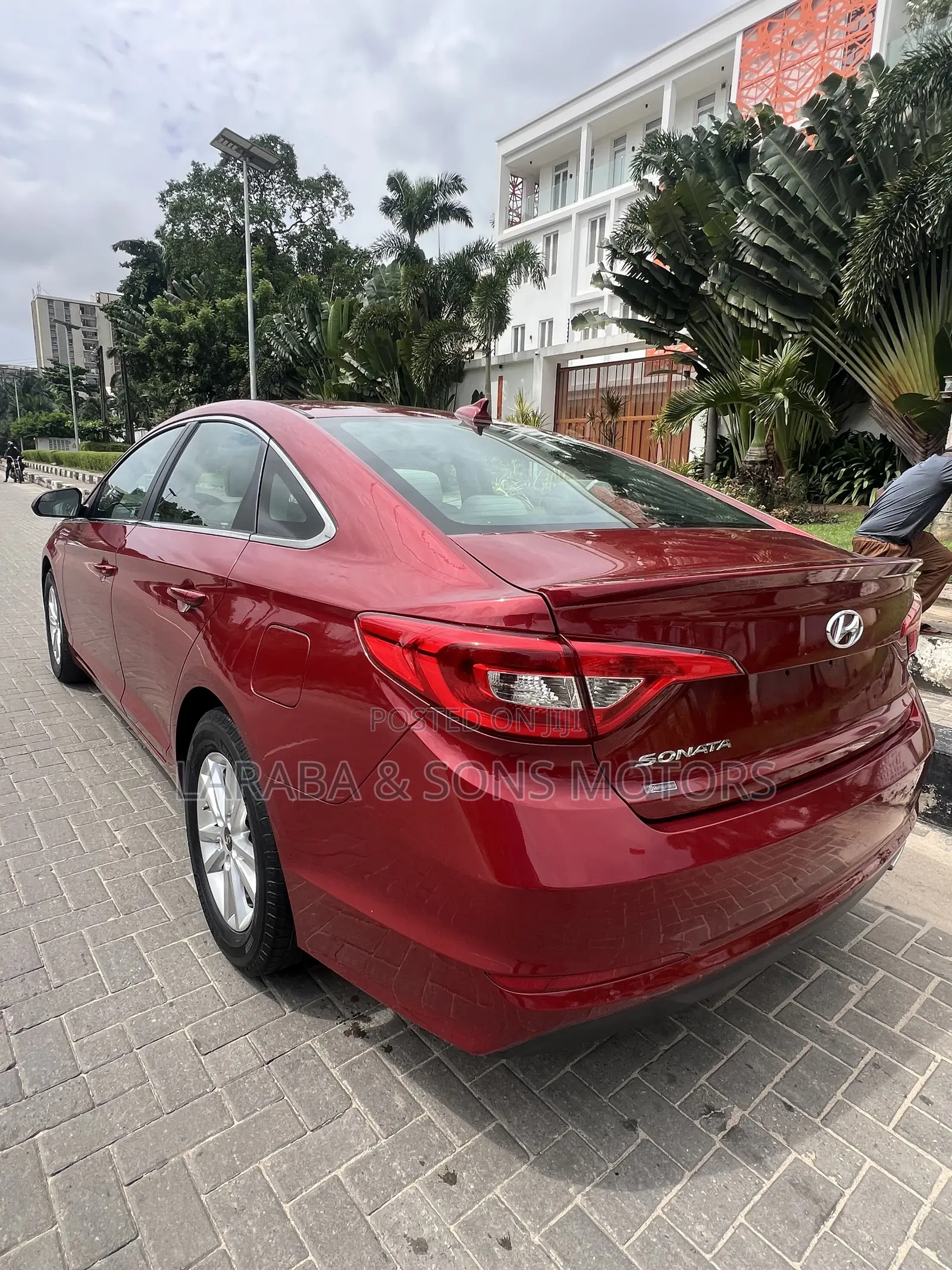 Hyundai Sonata SE 4dr Sedan (2.4L 4cyl 6A) 2015 Red