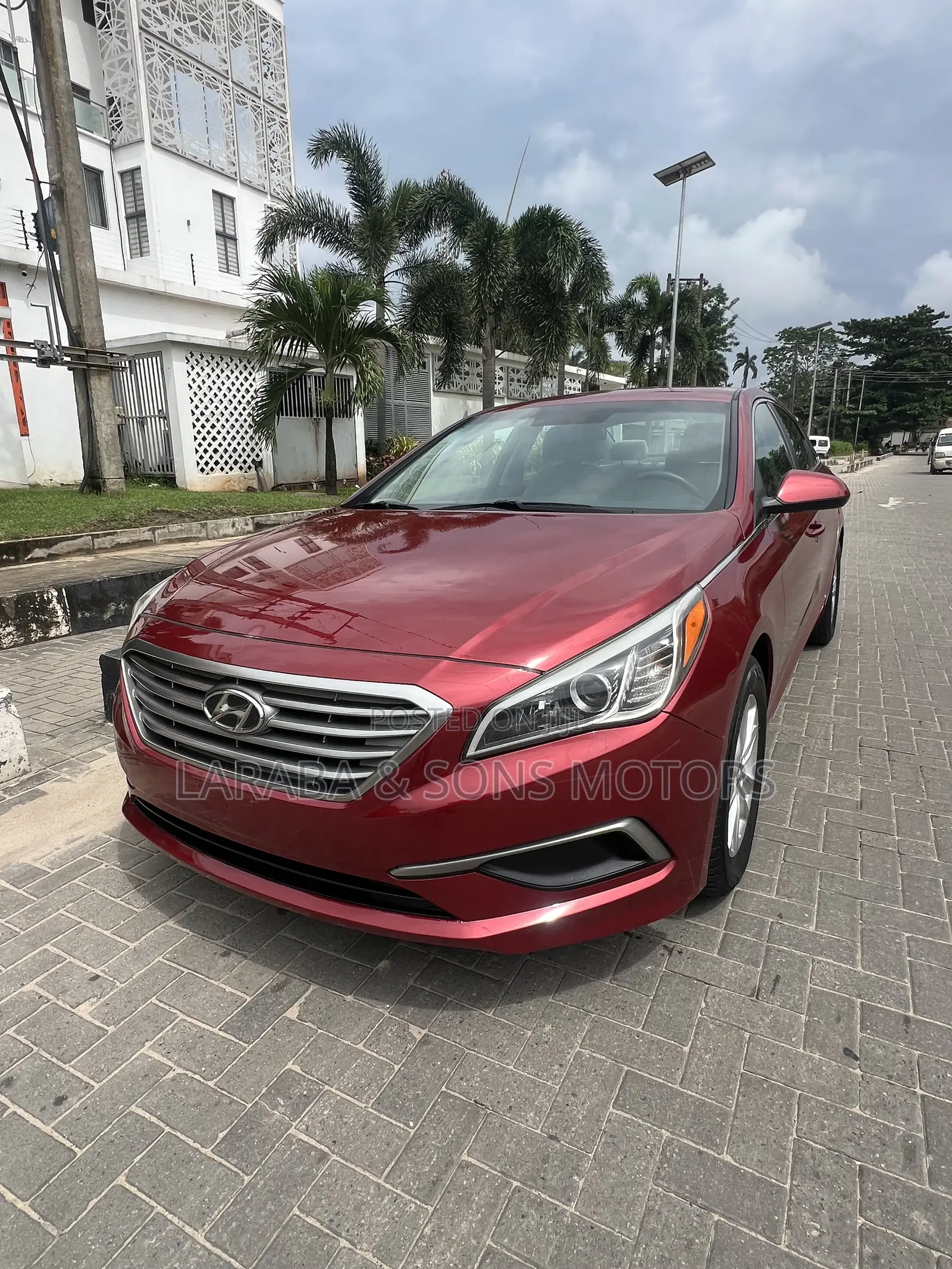 Hyundai Sonata SE 4dr Sedan (2.4L 4cyl 6A) 2015 Red