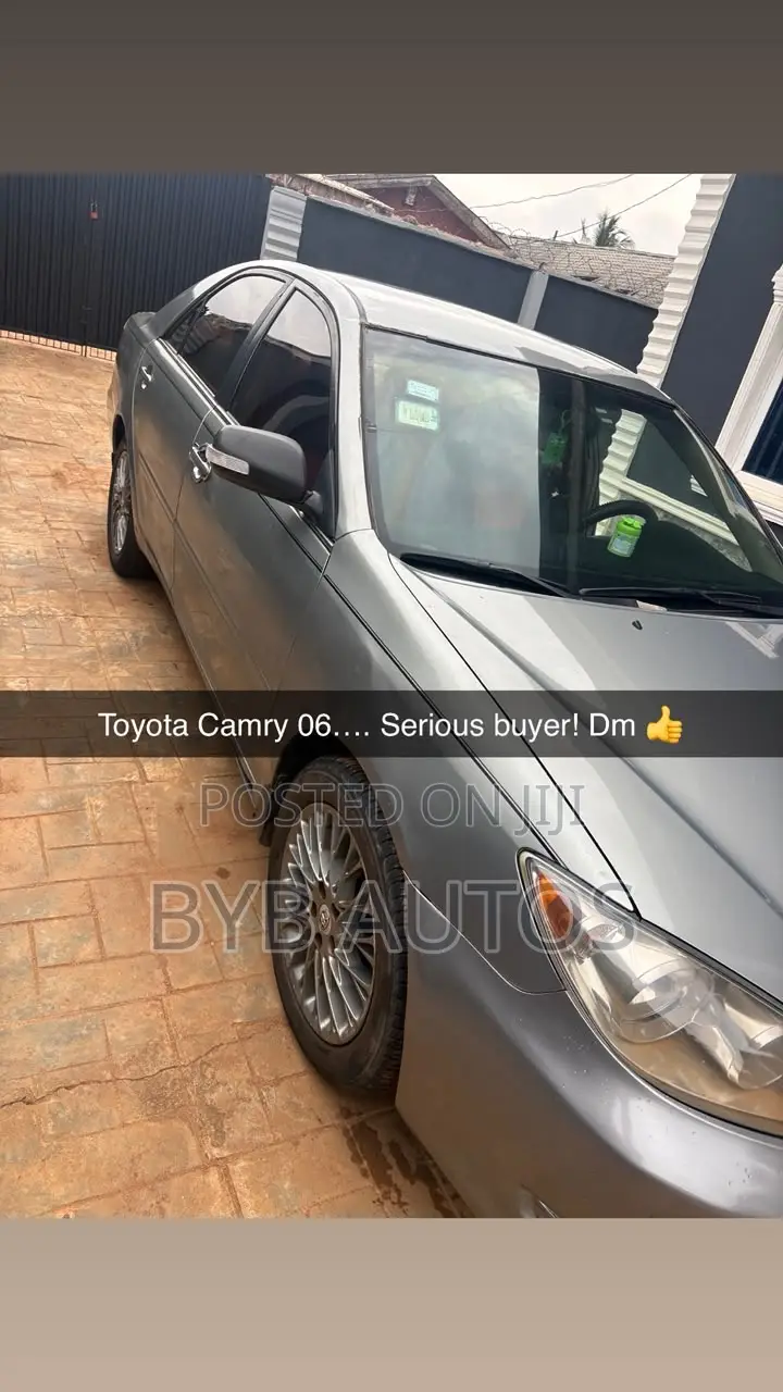 Toyota Camry LE 4dr Sedan (2.4L 4cyl 5A) 2006 Gray