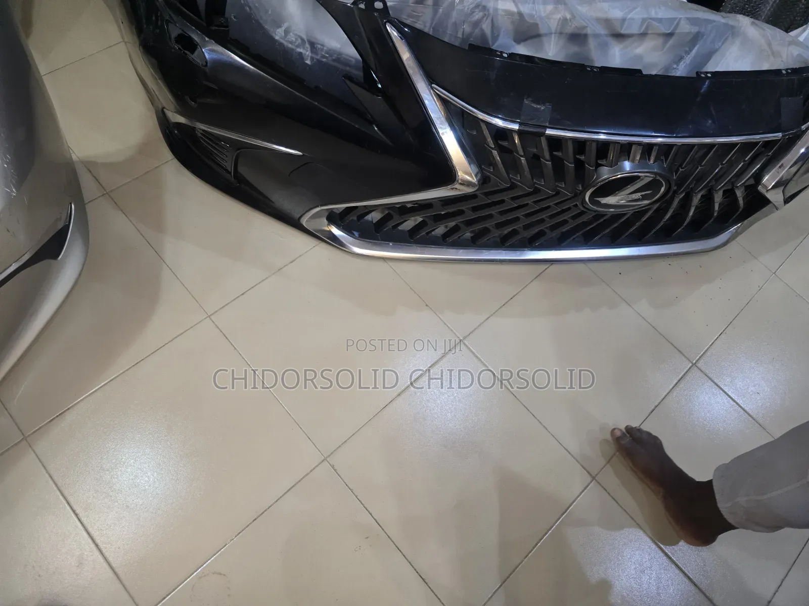 Front Bumper Lexus Es350 2020