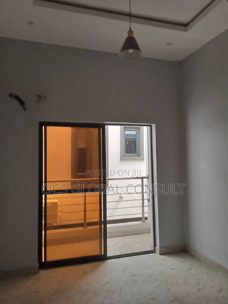 Furnished 4bdrm Duplex in GRA Phase 1 for sale