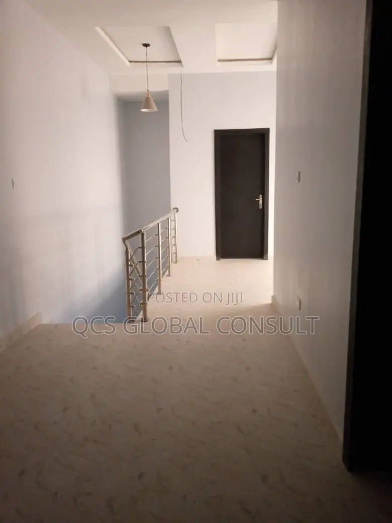 Furnished 4bdrm Duplex in GRA Phase 1 for sale