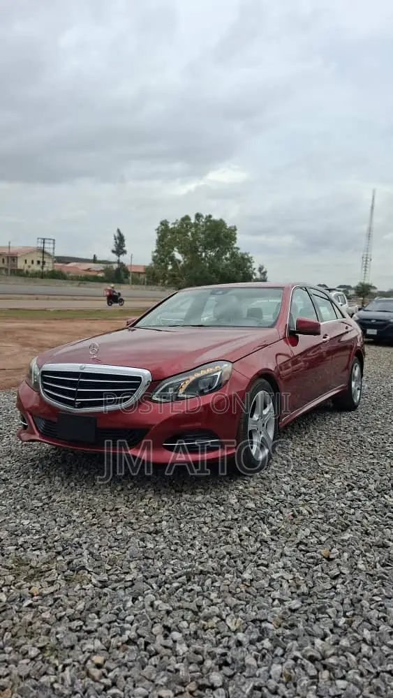 Mercedes-Benz E350 Base 4Matic Sedan AWD (3.5L 6cyl 7A) 2015 Red