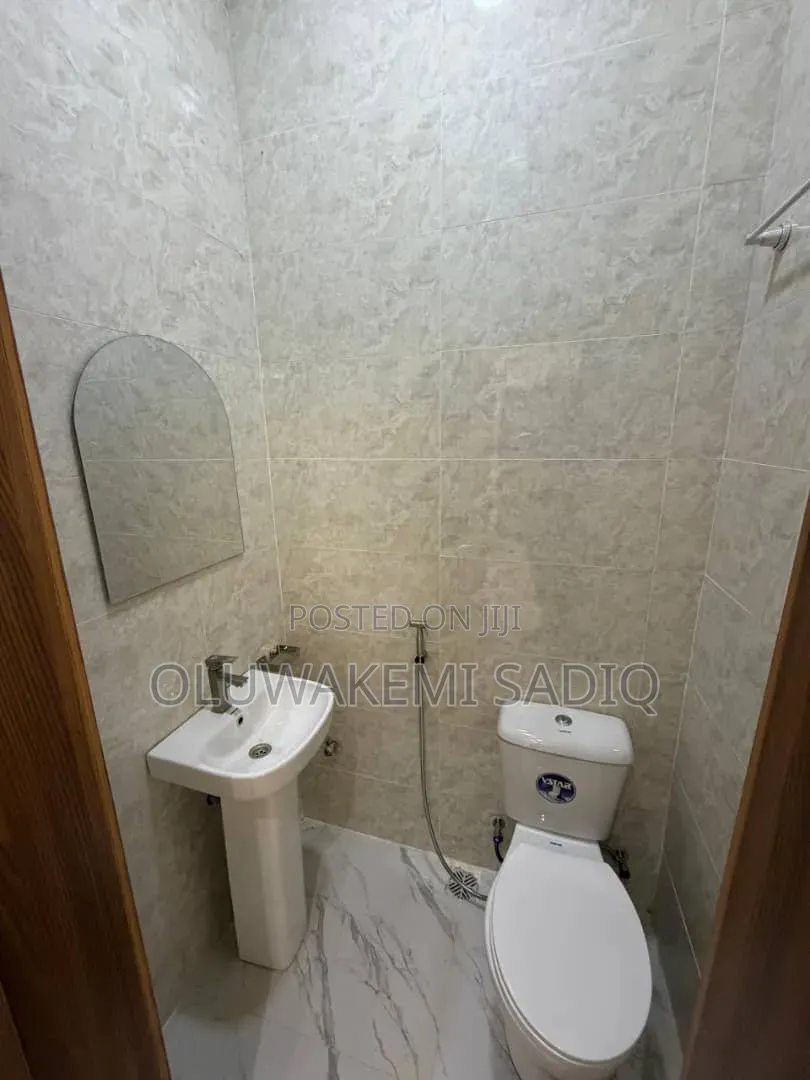 Furnished 2bdrm Apartment in Ikeja Gra for rent