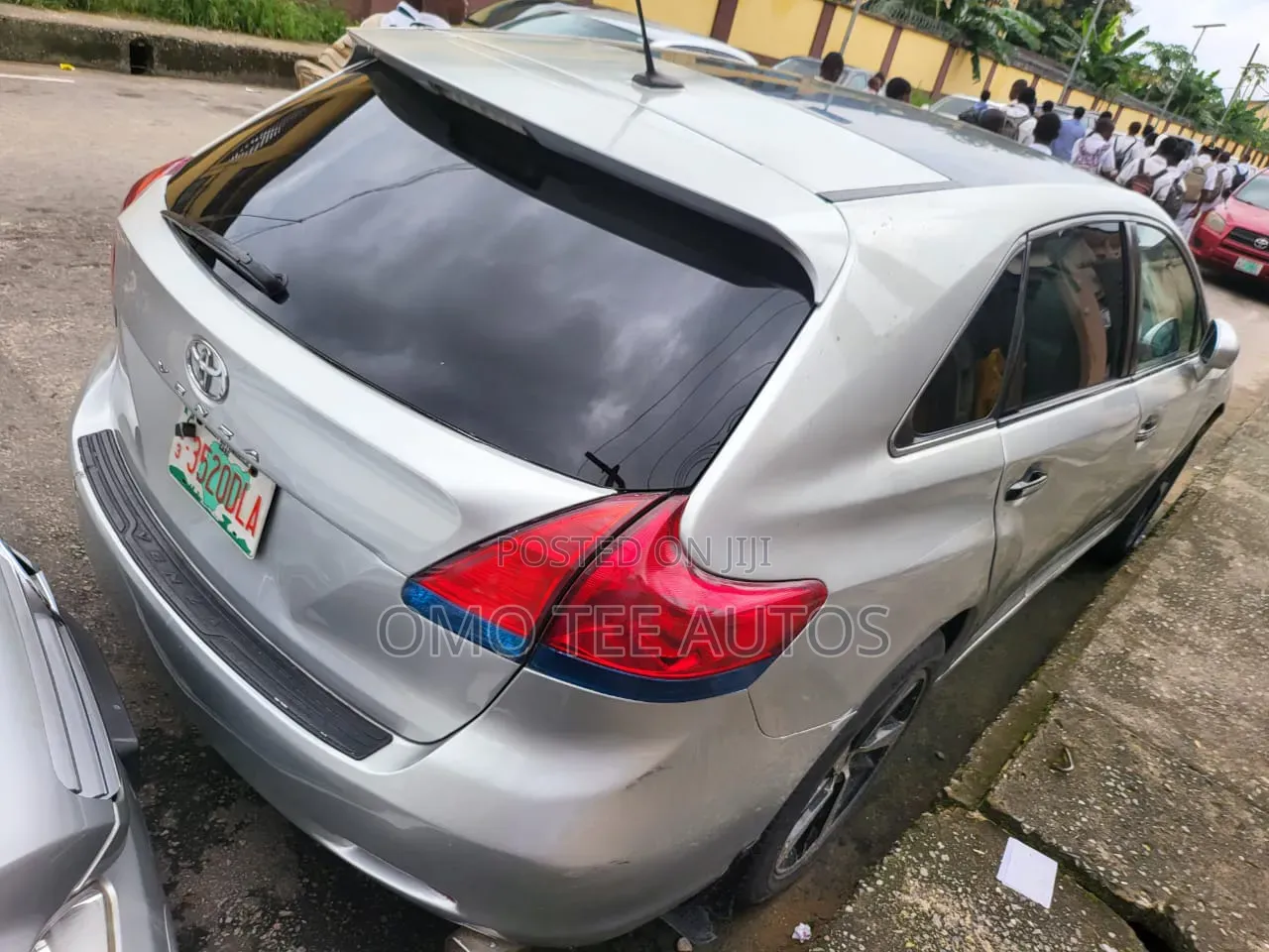 Toyota Venza 2010 Silver