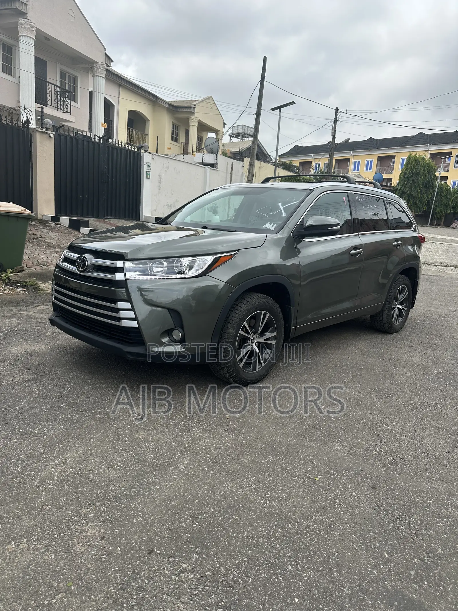Toyota Highlander XLE 4dr SUV AWD (3.5L 6cyl 6A) 2015 Green