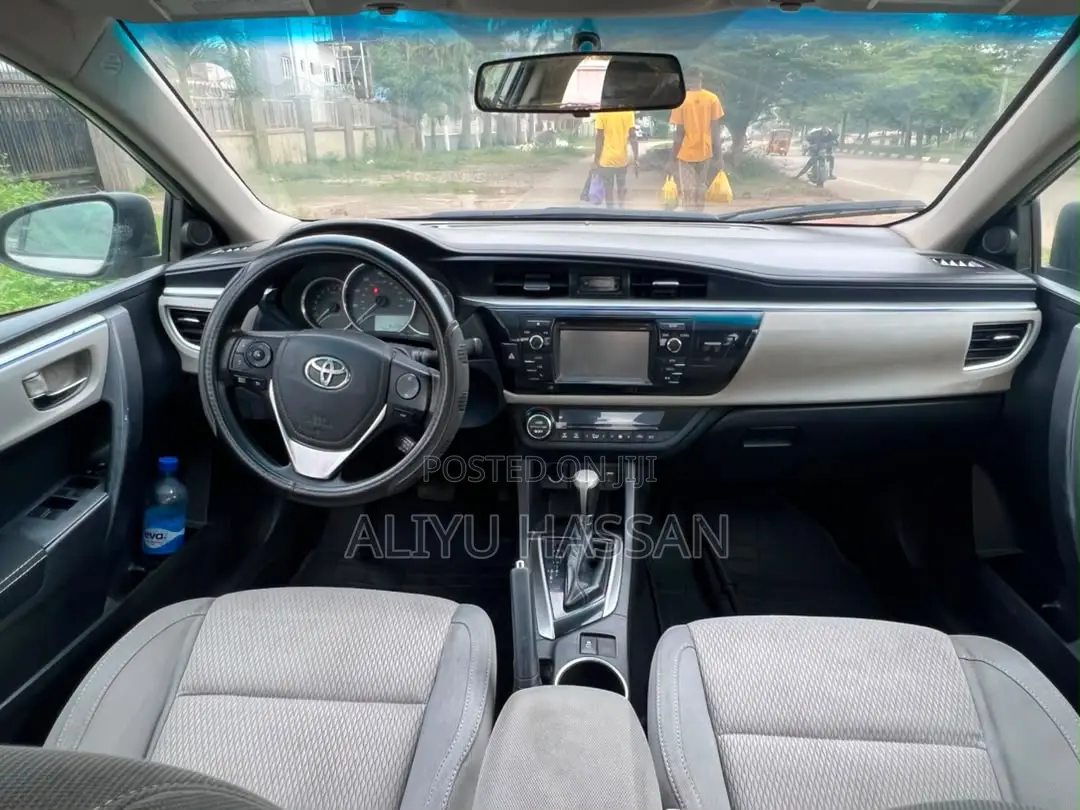 Toyota Corolla 2014 Silver