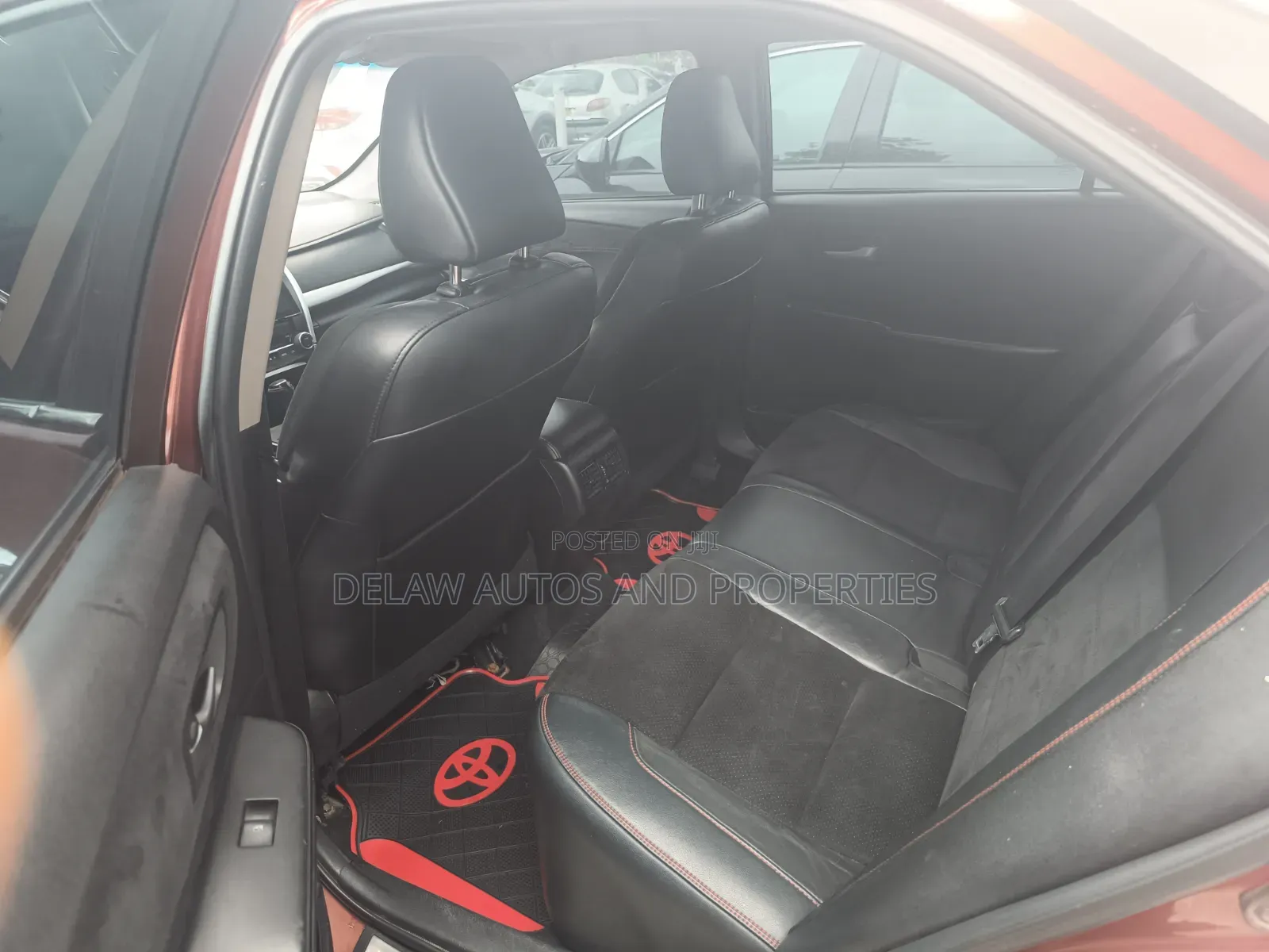 Toyota Camry 2016 Red