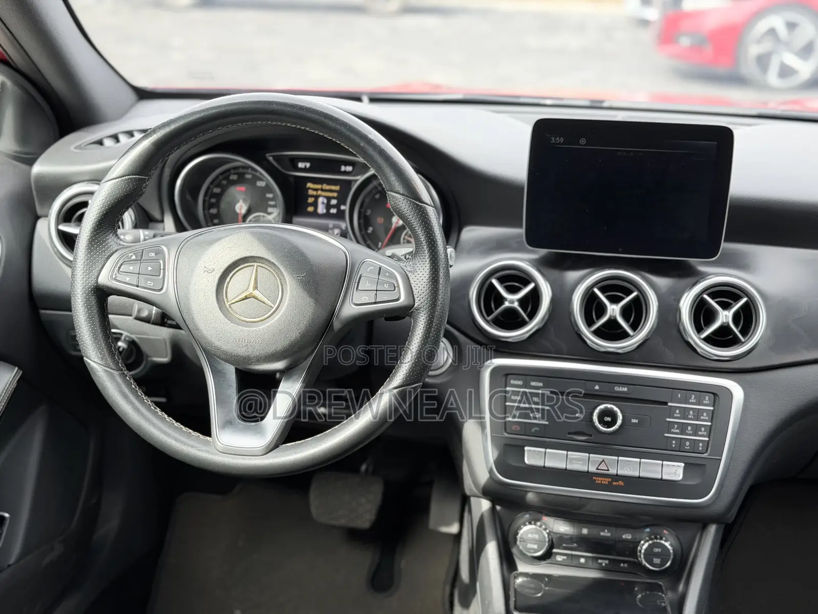 Mercedes-Benz GLA 250 2017 Red