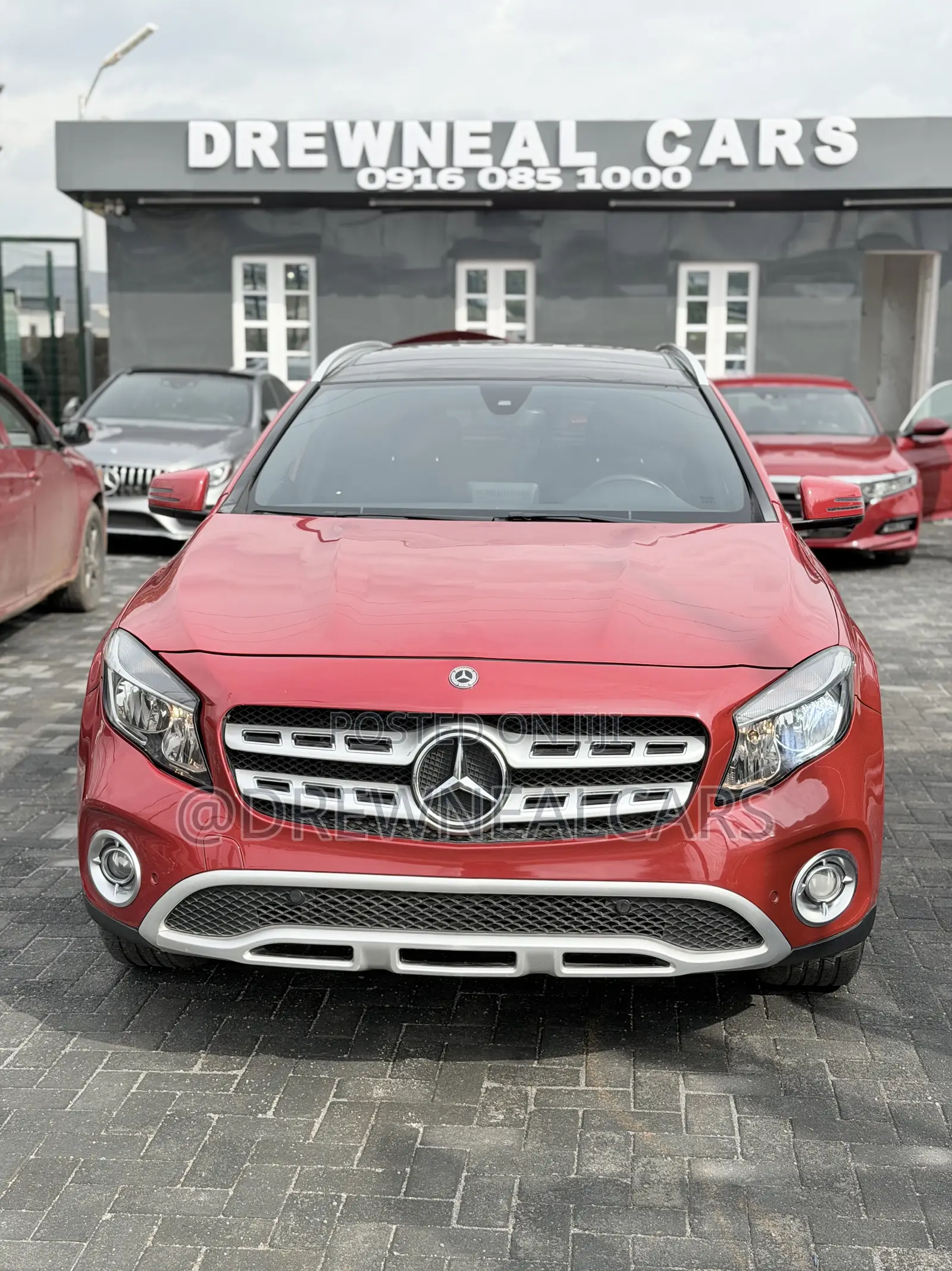 Mercedes-Benz GLA 250 2017 Red