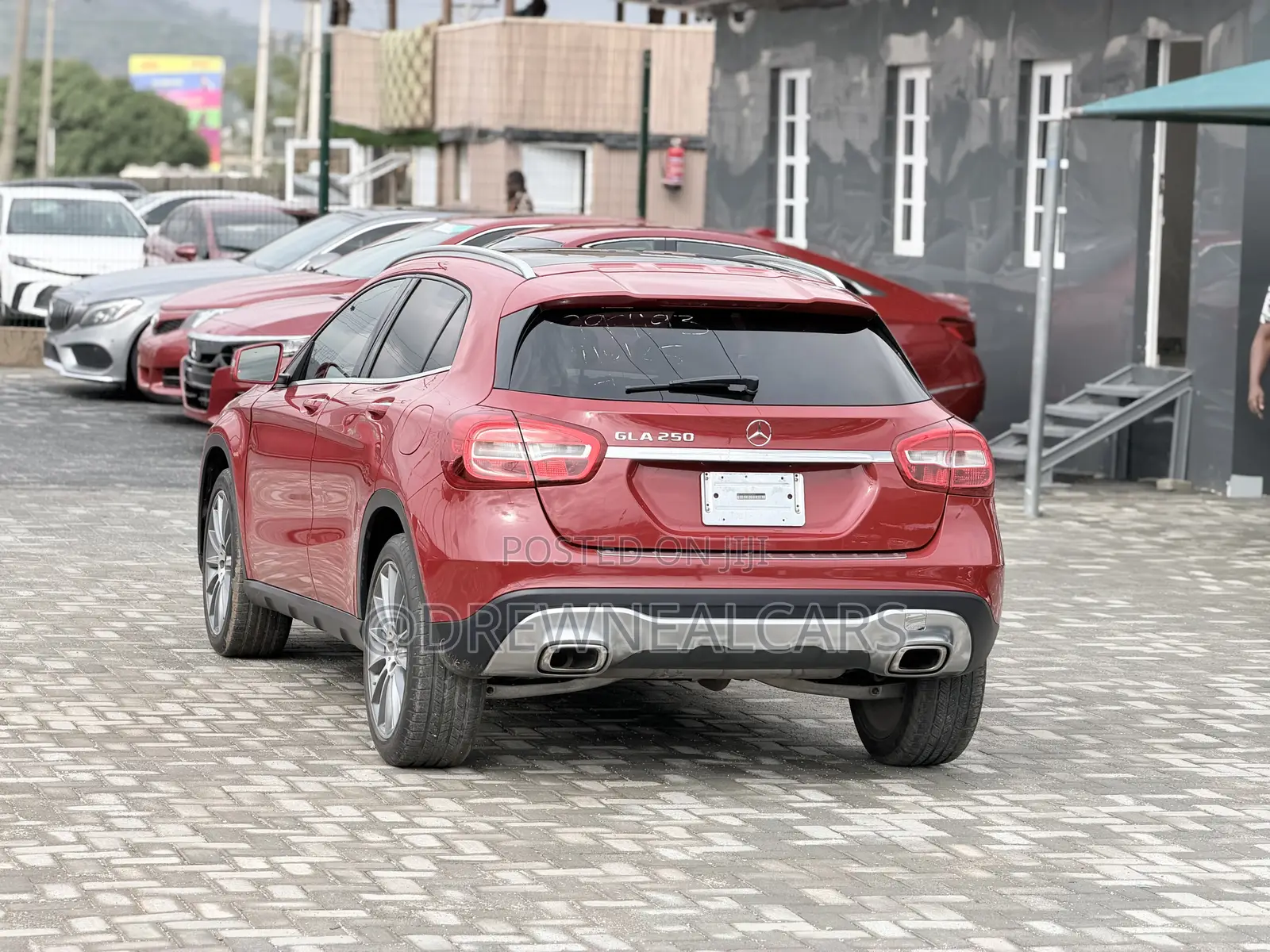 Mercedes-Benz GLA 250 2017 Red
