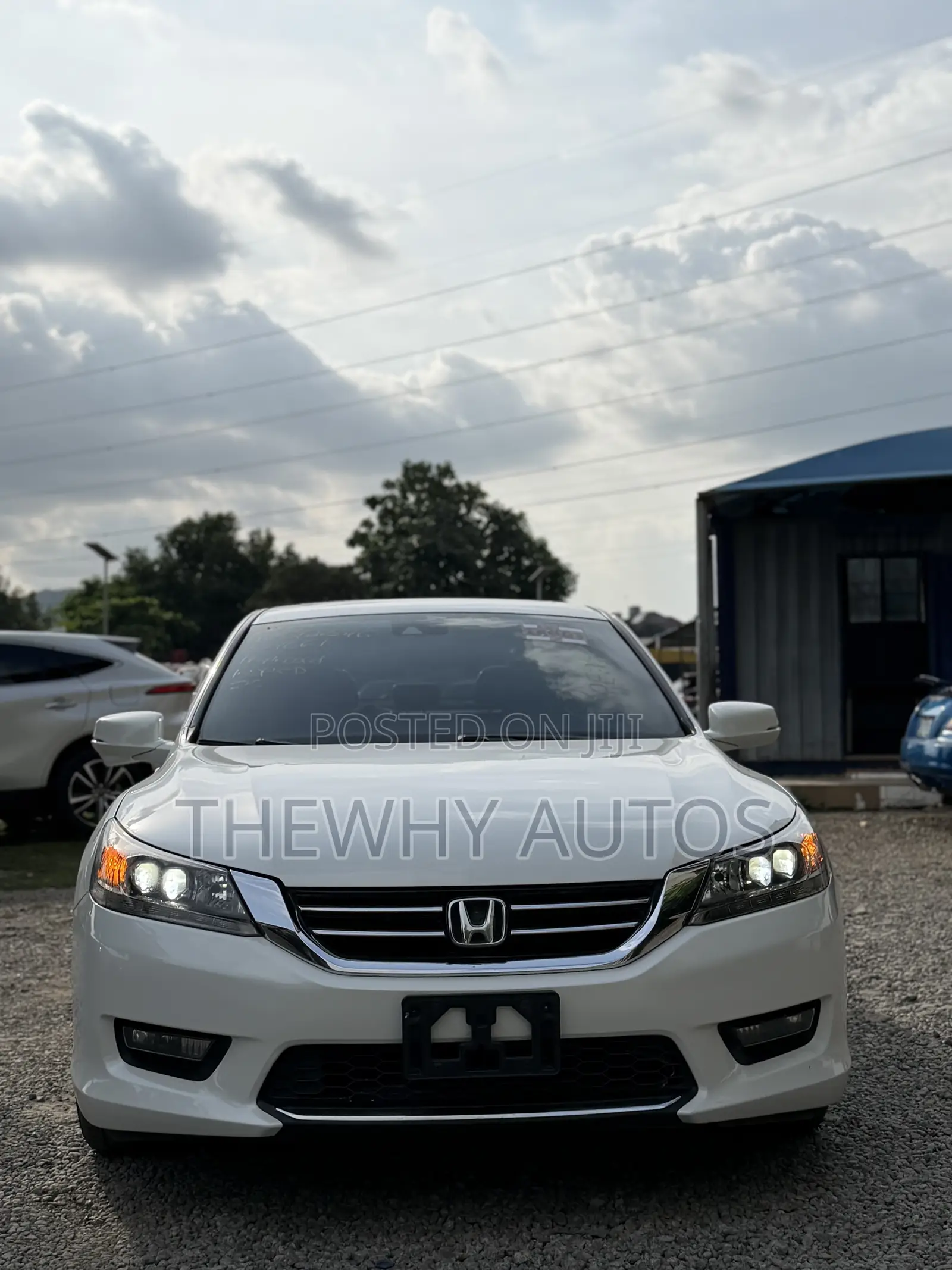 Honda Accord Touring V-6 4dr Sedan (3.5L 6cyl 6A) 2014 White