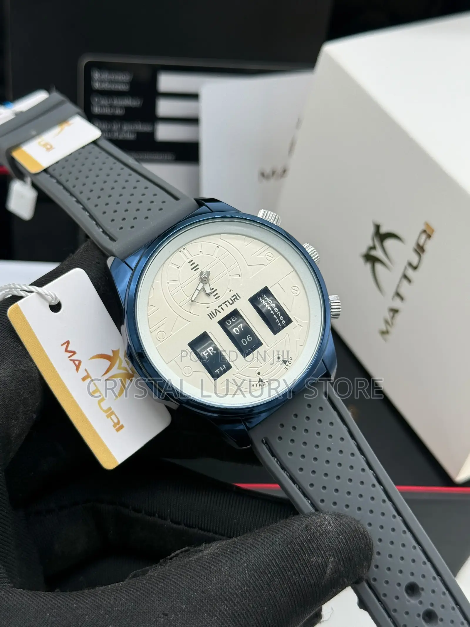 Matturi Quality Men Rubber Strap Wristwatch