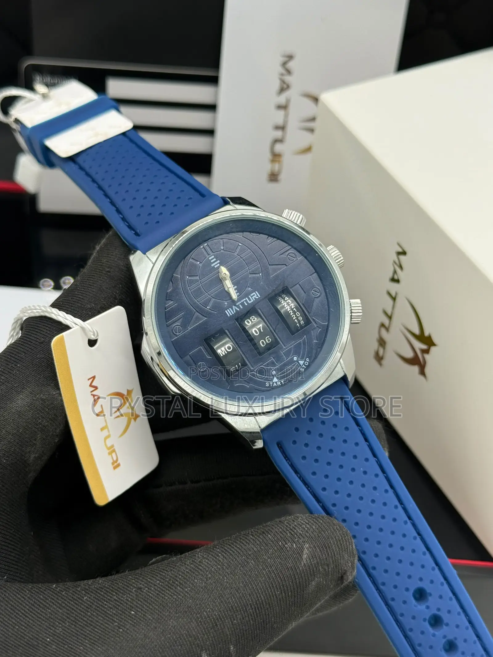 Matturi Quality Men Rubber Strap Wristwatch