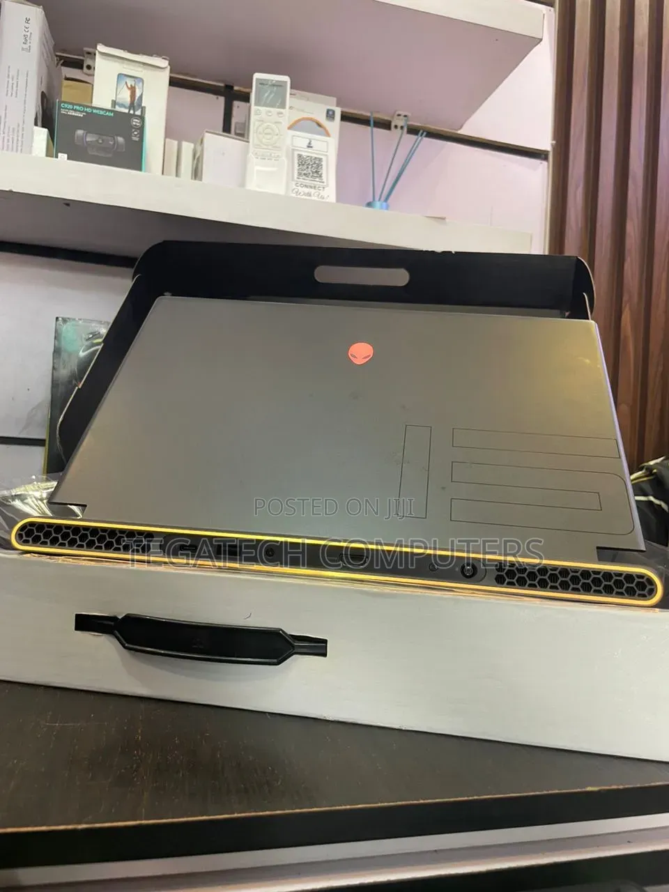 Laptop Dell Allienware M18 R1 32GB Intel Core i9 SSD 2T