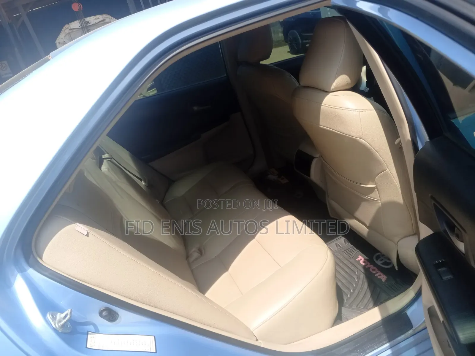 Toyota Camry LE 4dr Sedan (2.5L 4cyl 6A) 2013 Blue