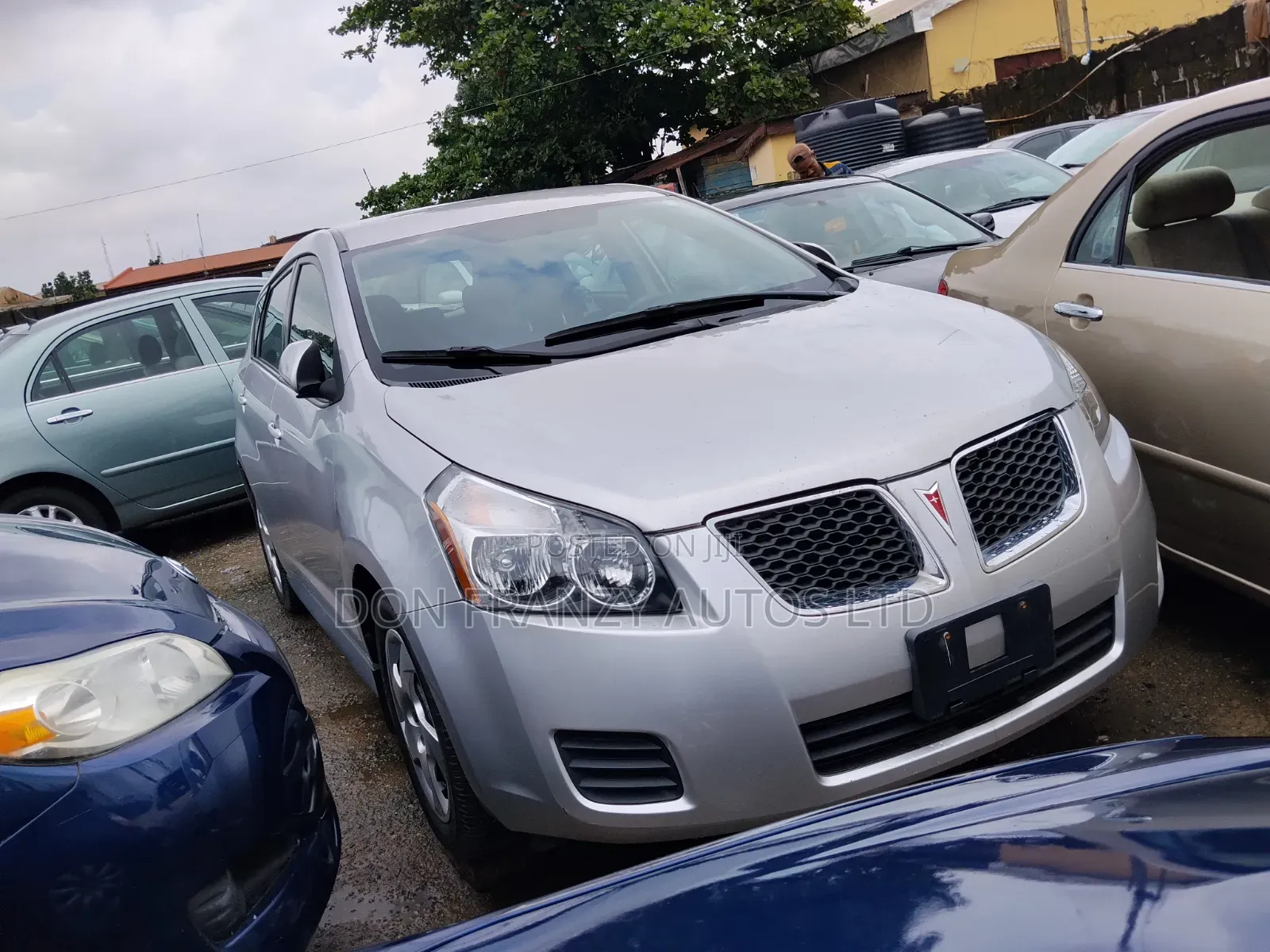 Pontiac Vibe 1.8L 2010 Silver