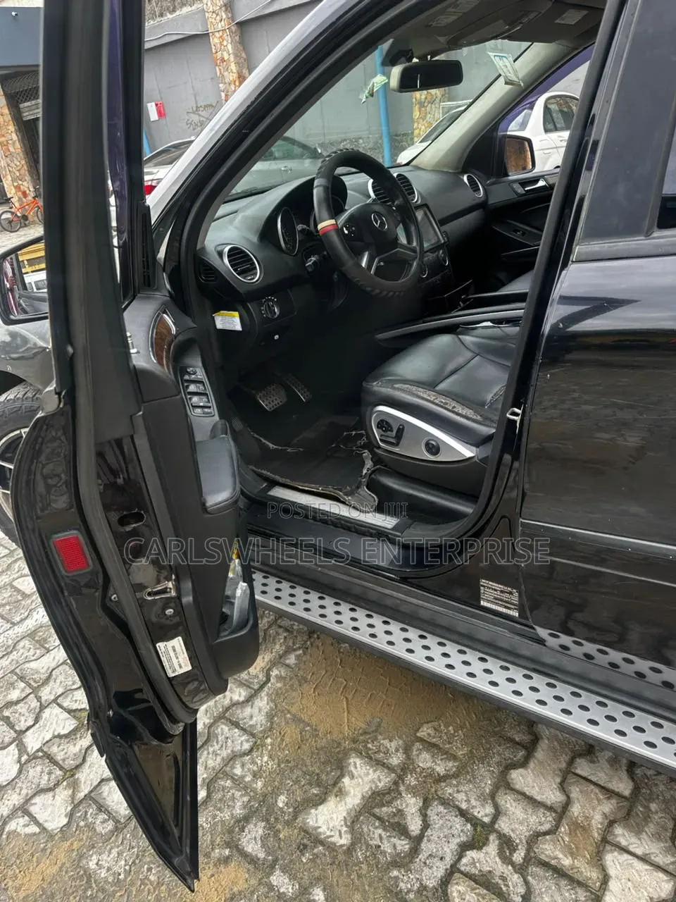 Mercedes-Benz M Class ML550 AWD 4MATIC 2009 Black