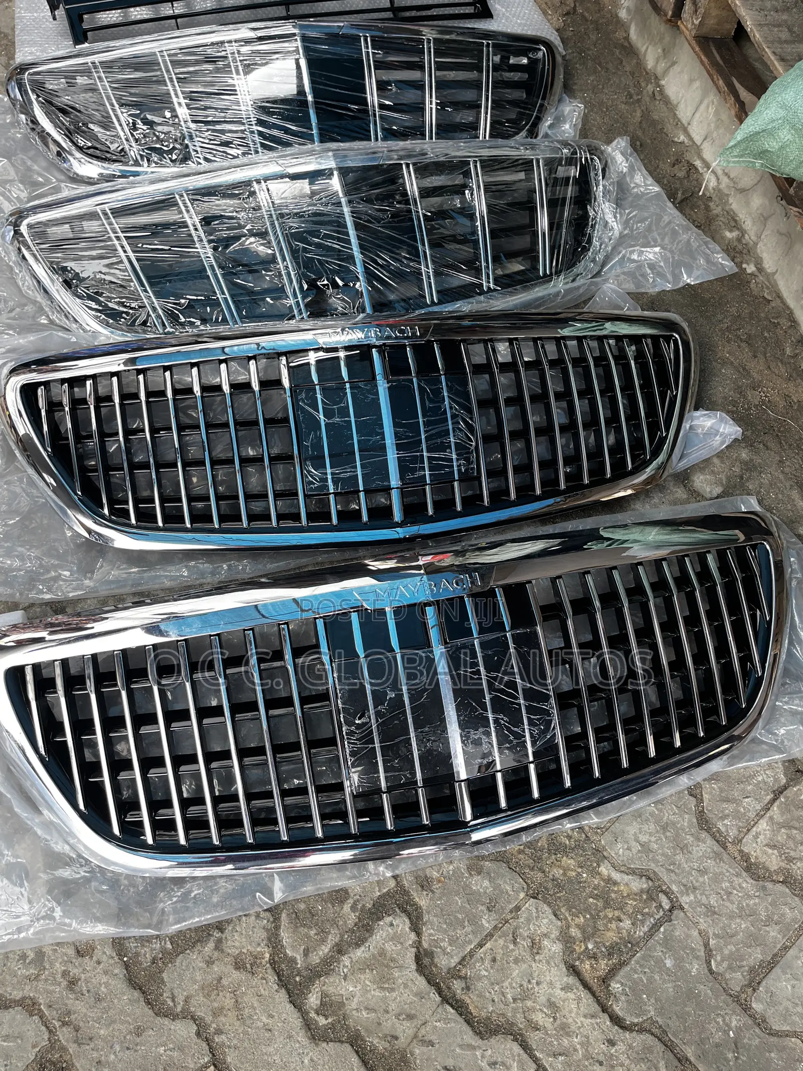 Front Grill Mercedes-Benz Maybach New Model
